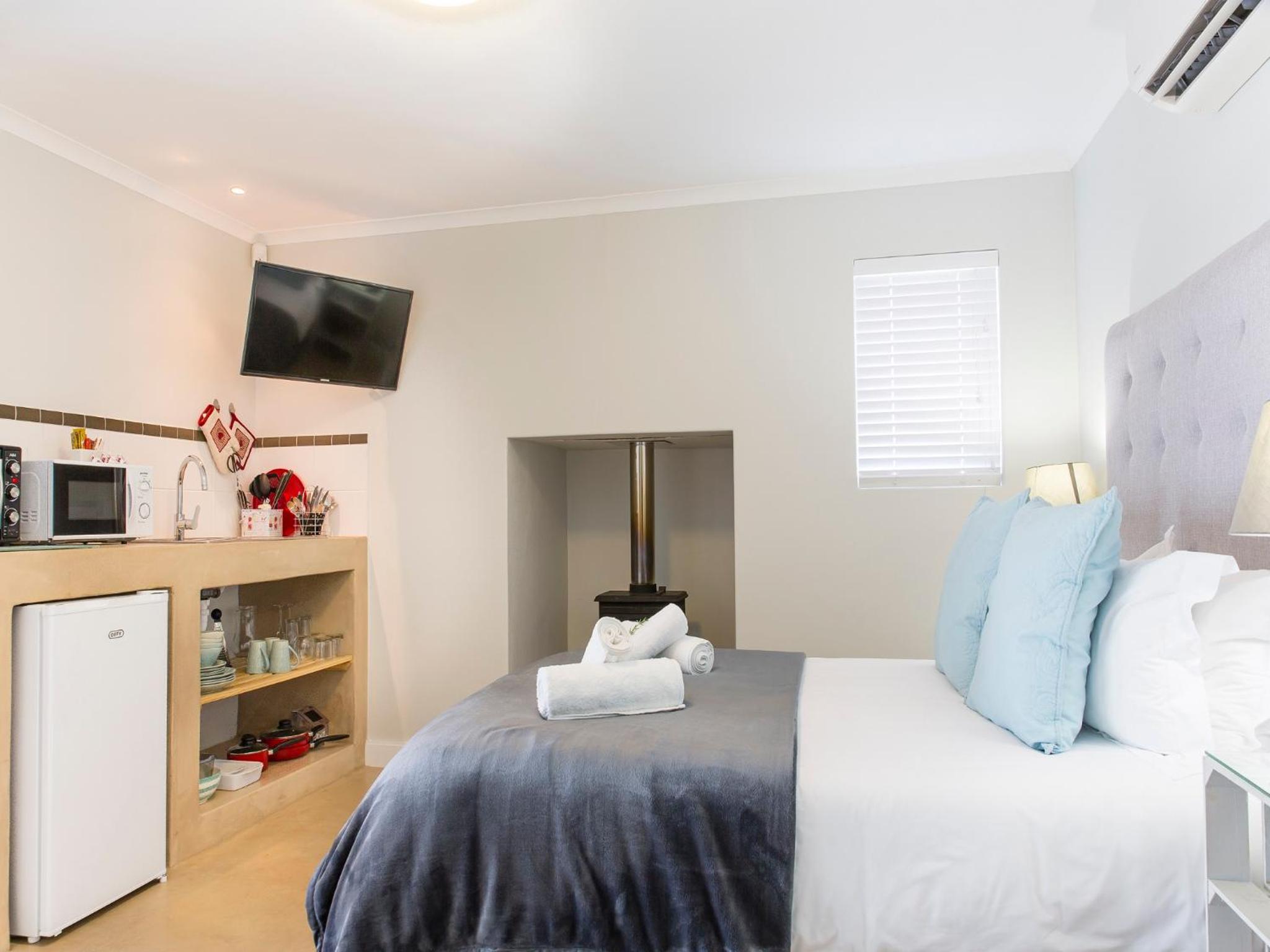 401 Rozendal Cottages
