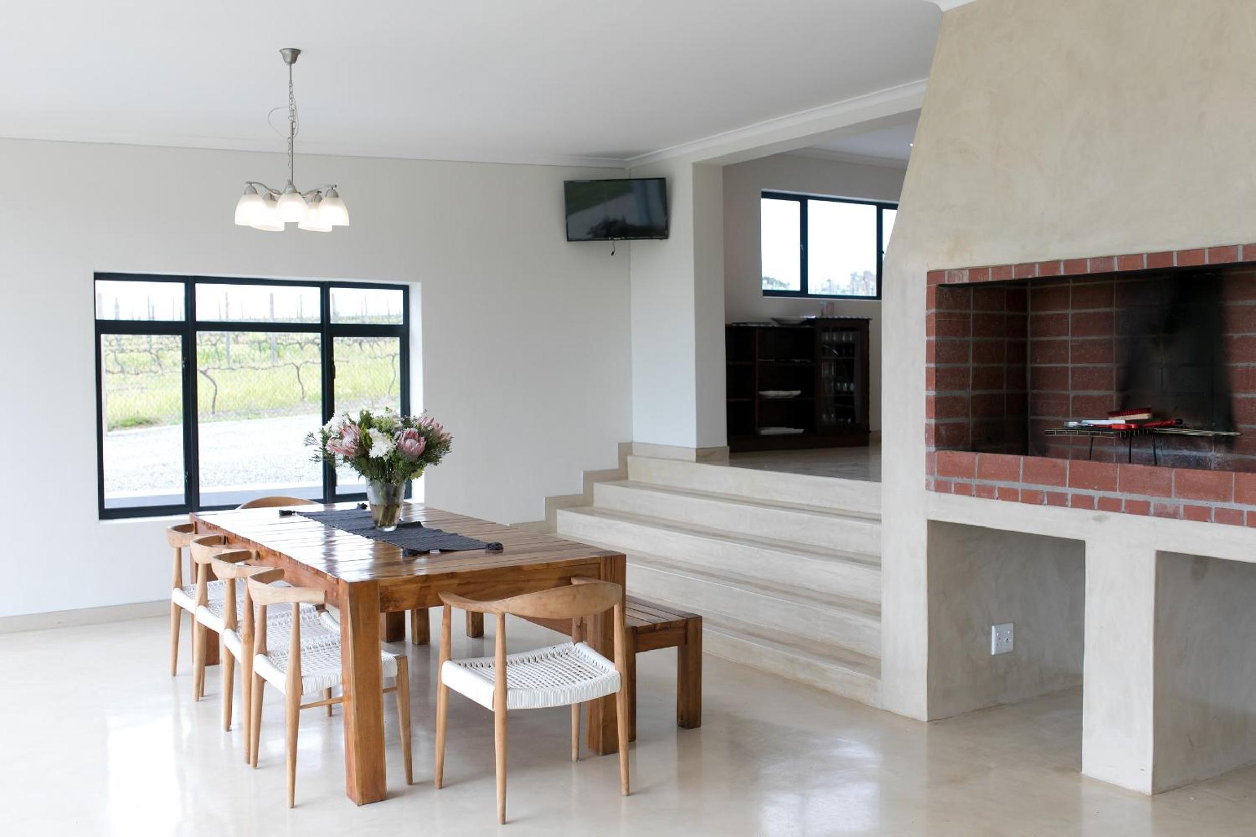 401 Rozendal Cottages
