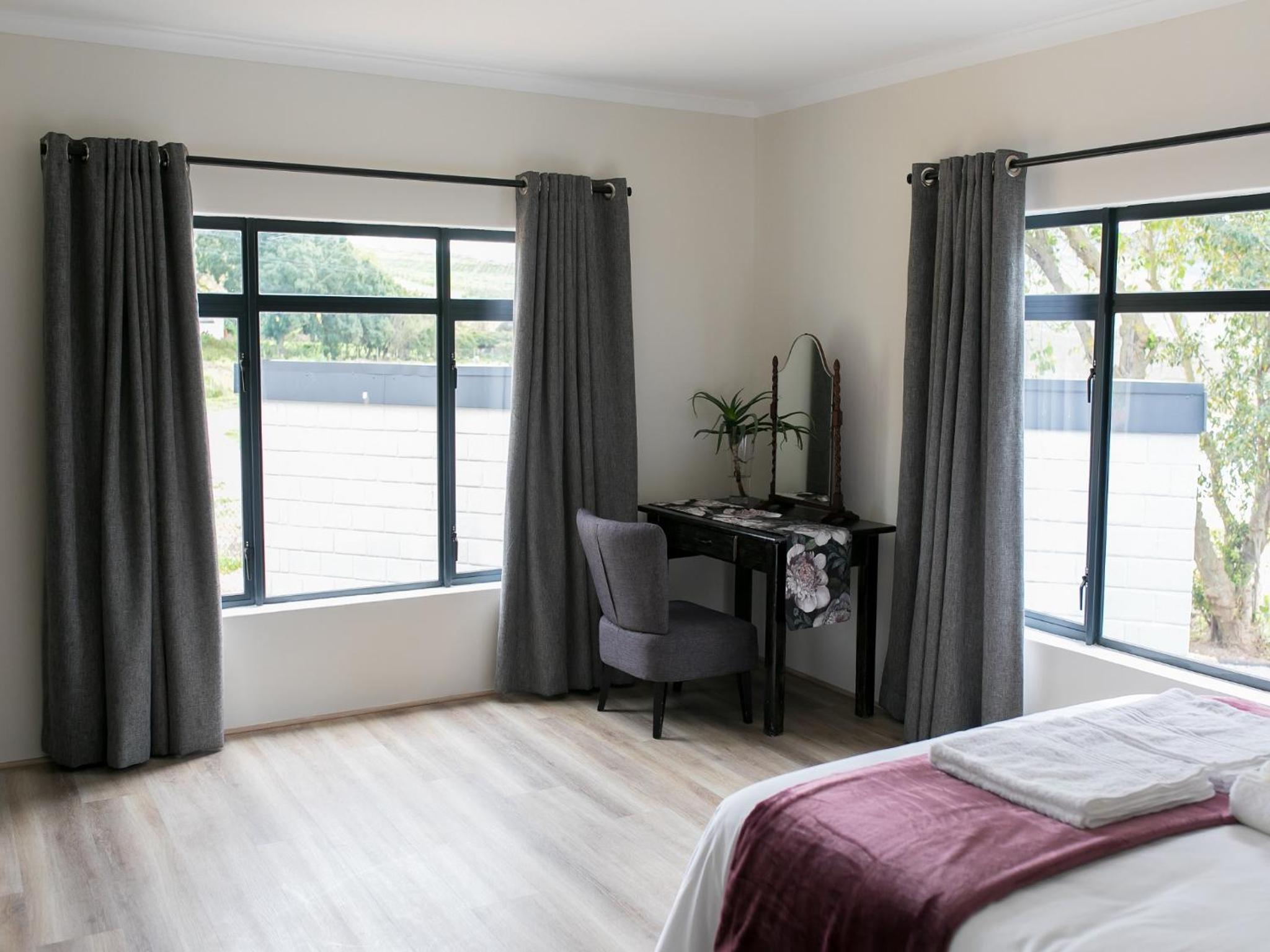 401 Rozendal Cottages