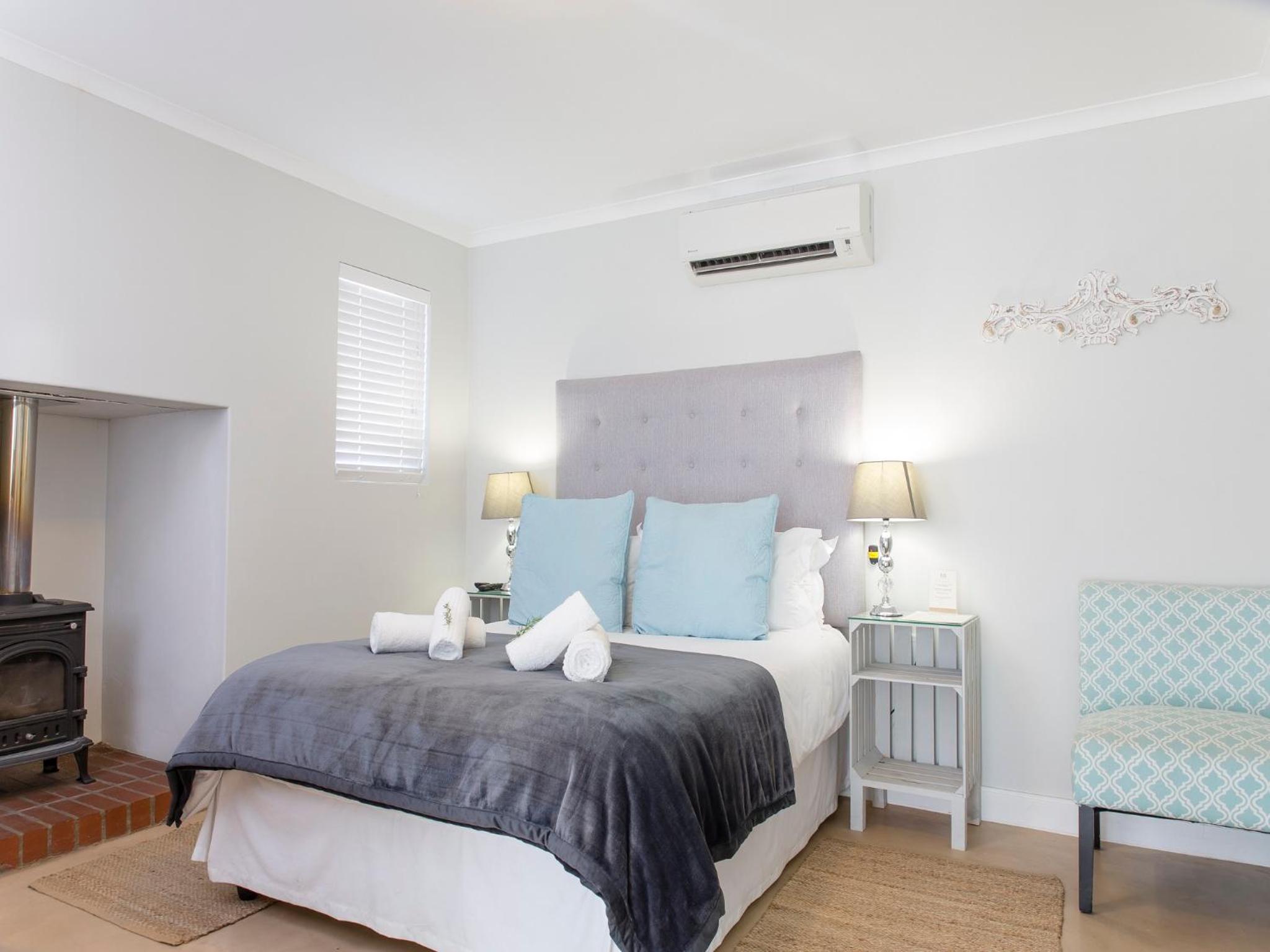 401 Rozendal Cottages