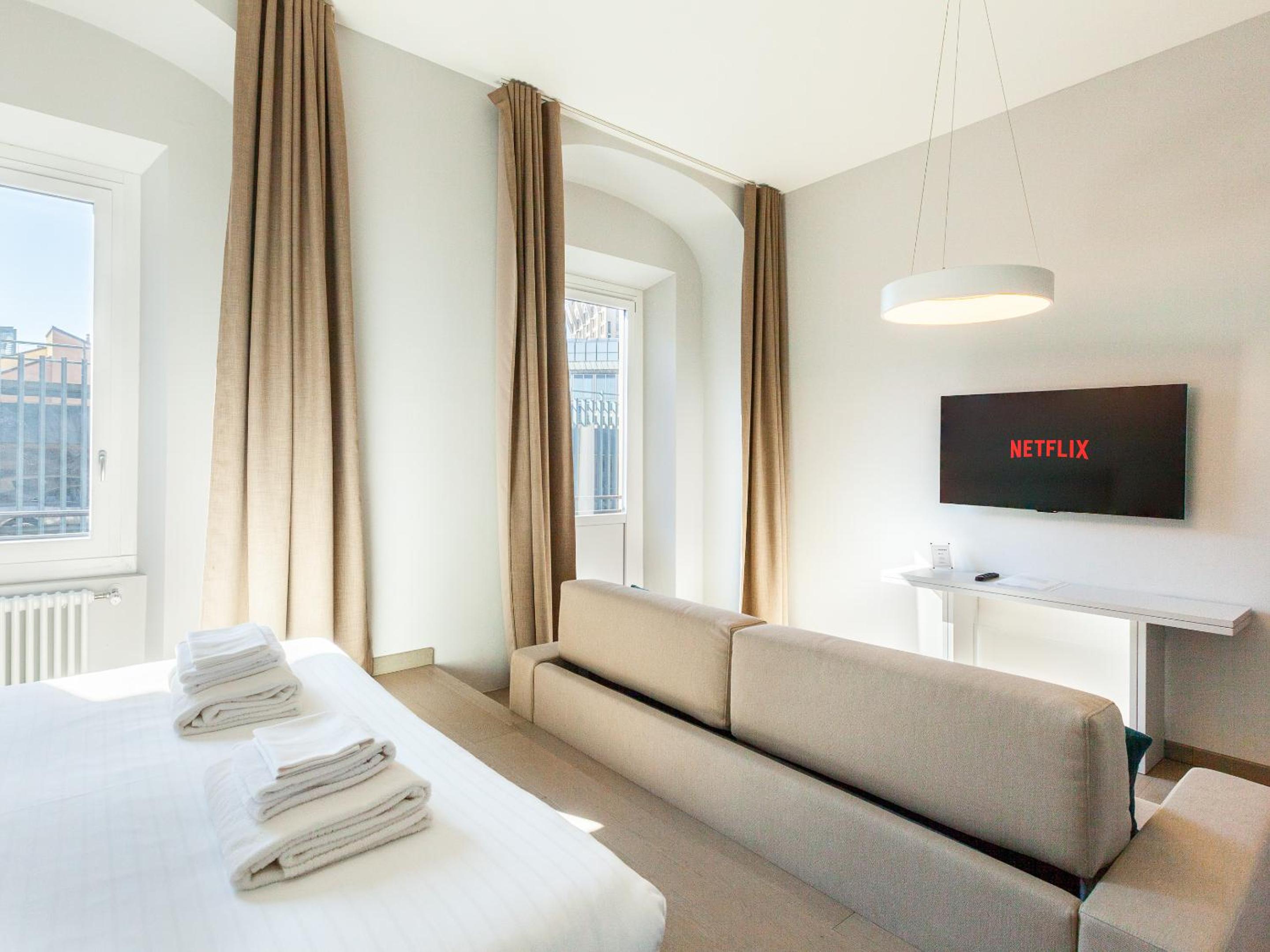 easyhomes-Duomo Suites & Apartments