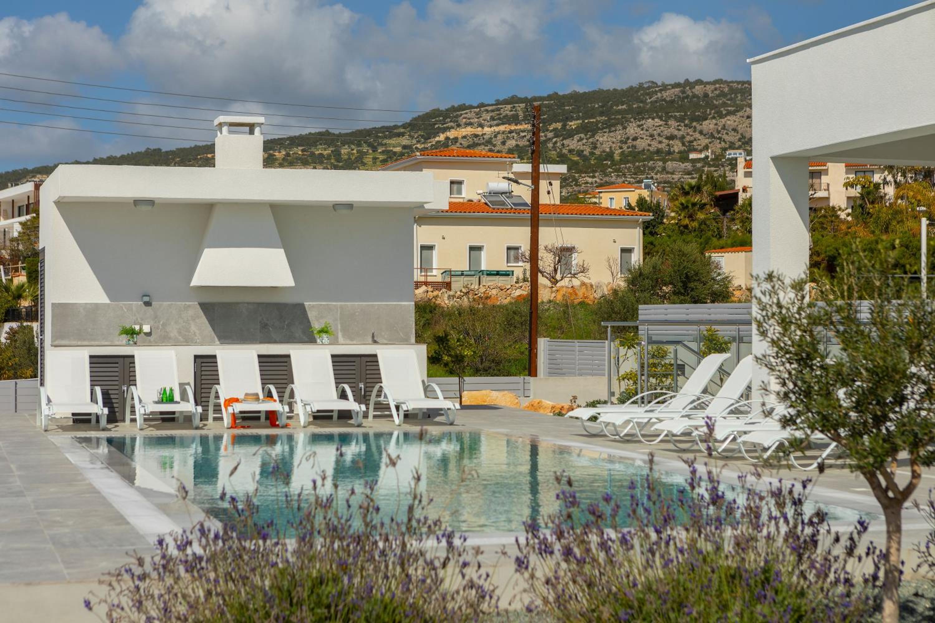 Villa Adaris, Sea Caves Peyia view 5