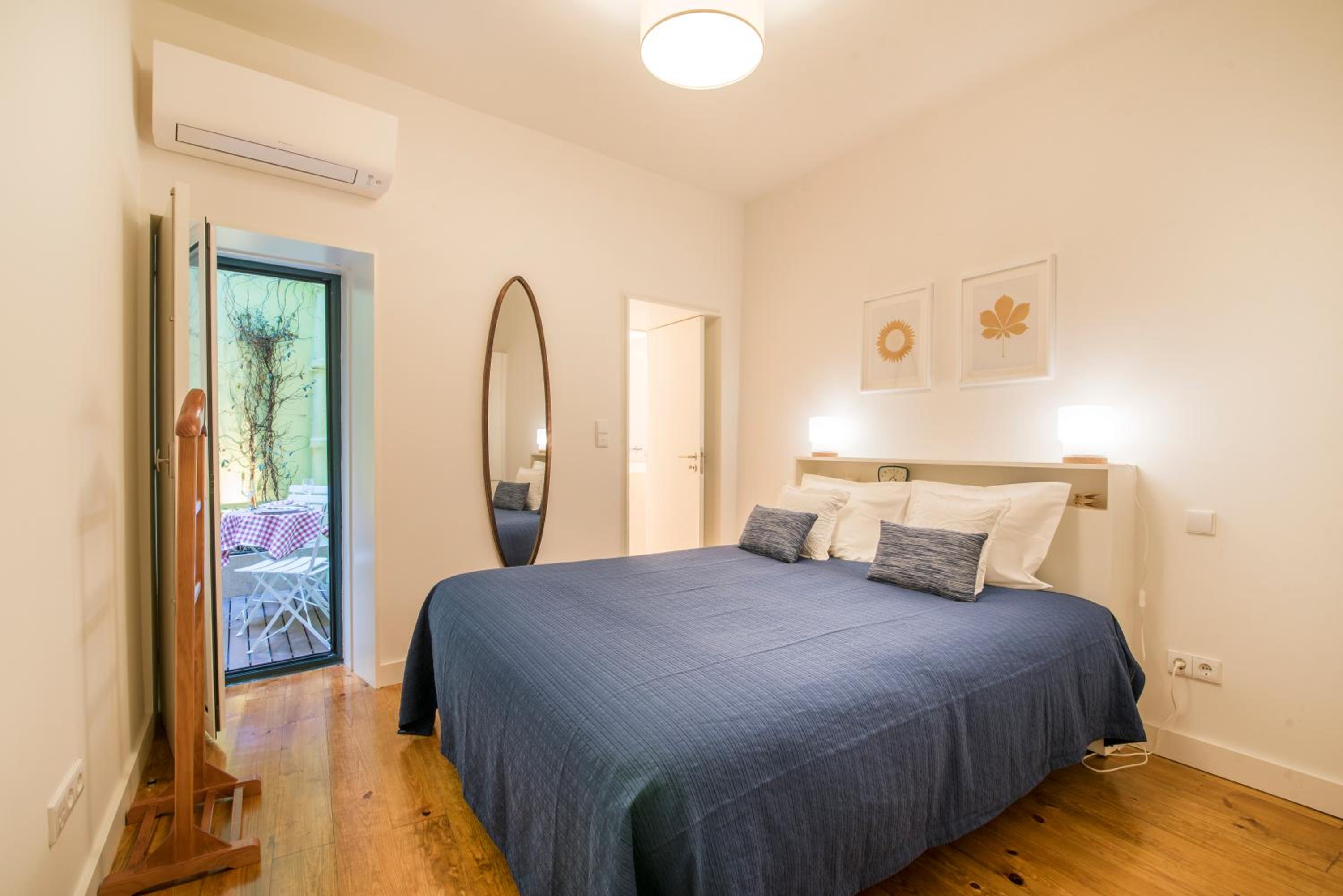 Center Apartment - Chiado - Heart of Lisbon view 5