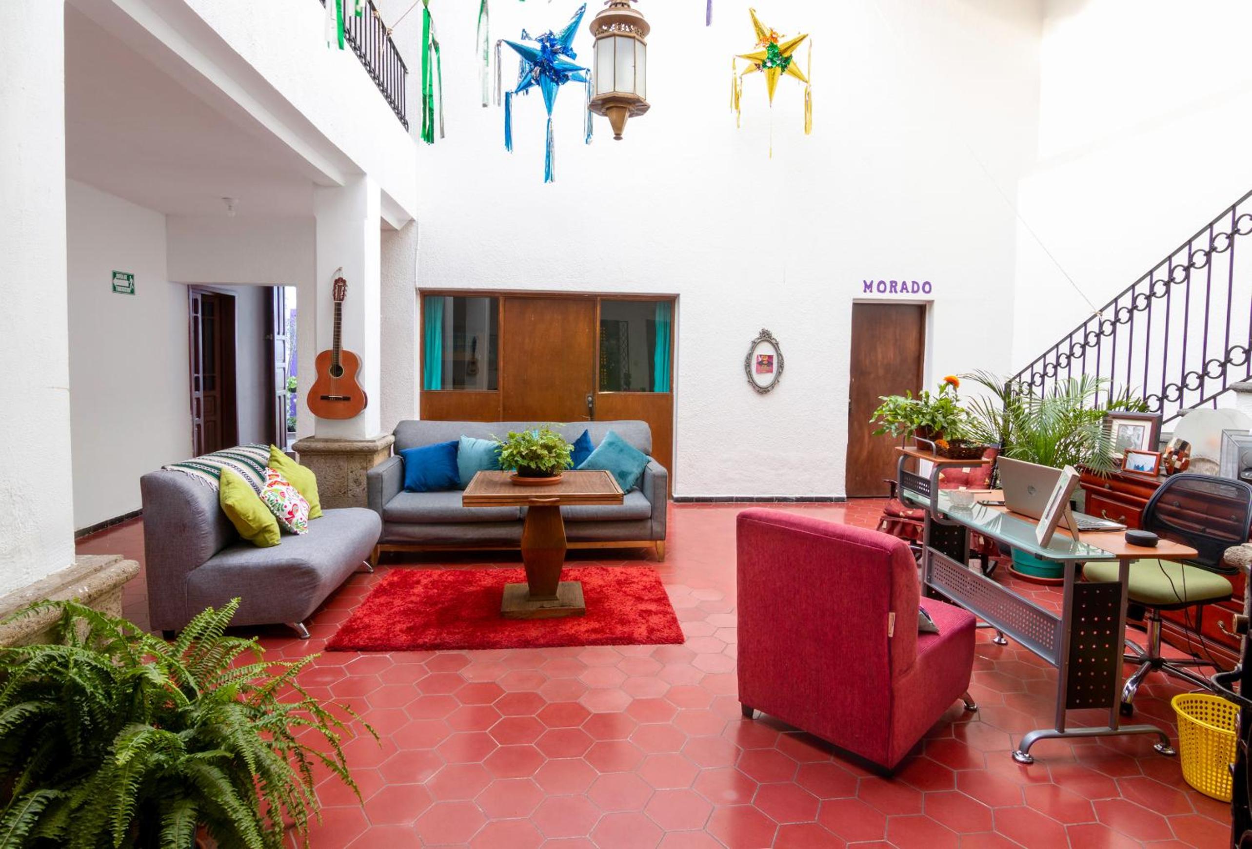 lounge
