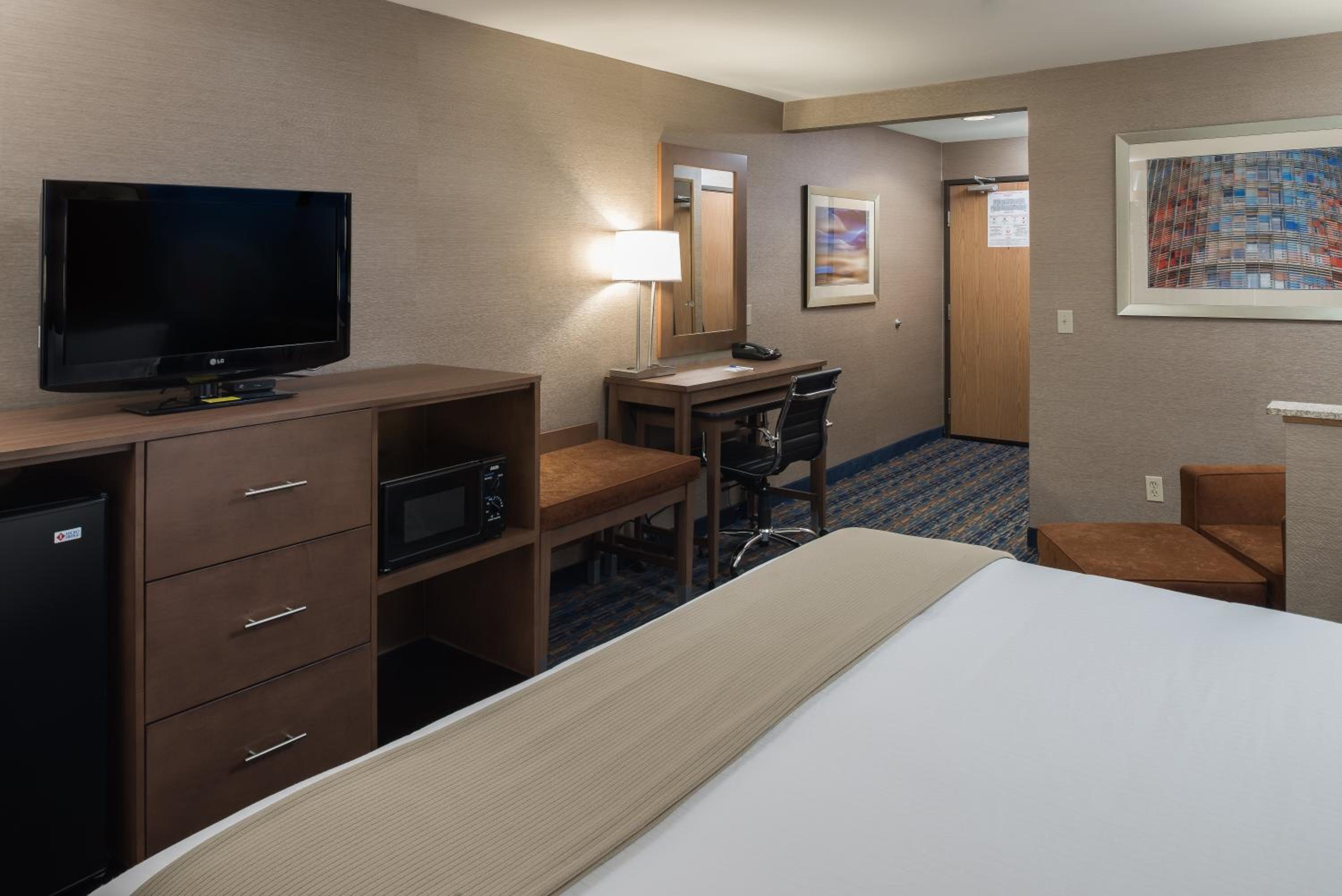 Holiday Inn Express Rocklin - Galleria Area, an IHG Hotel - Property Image 18