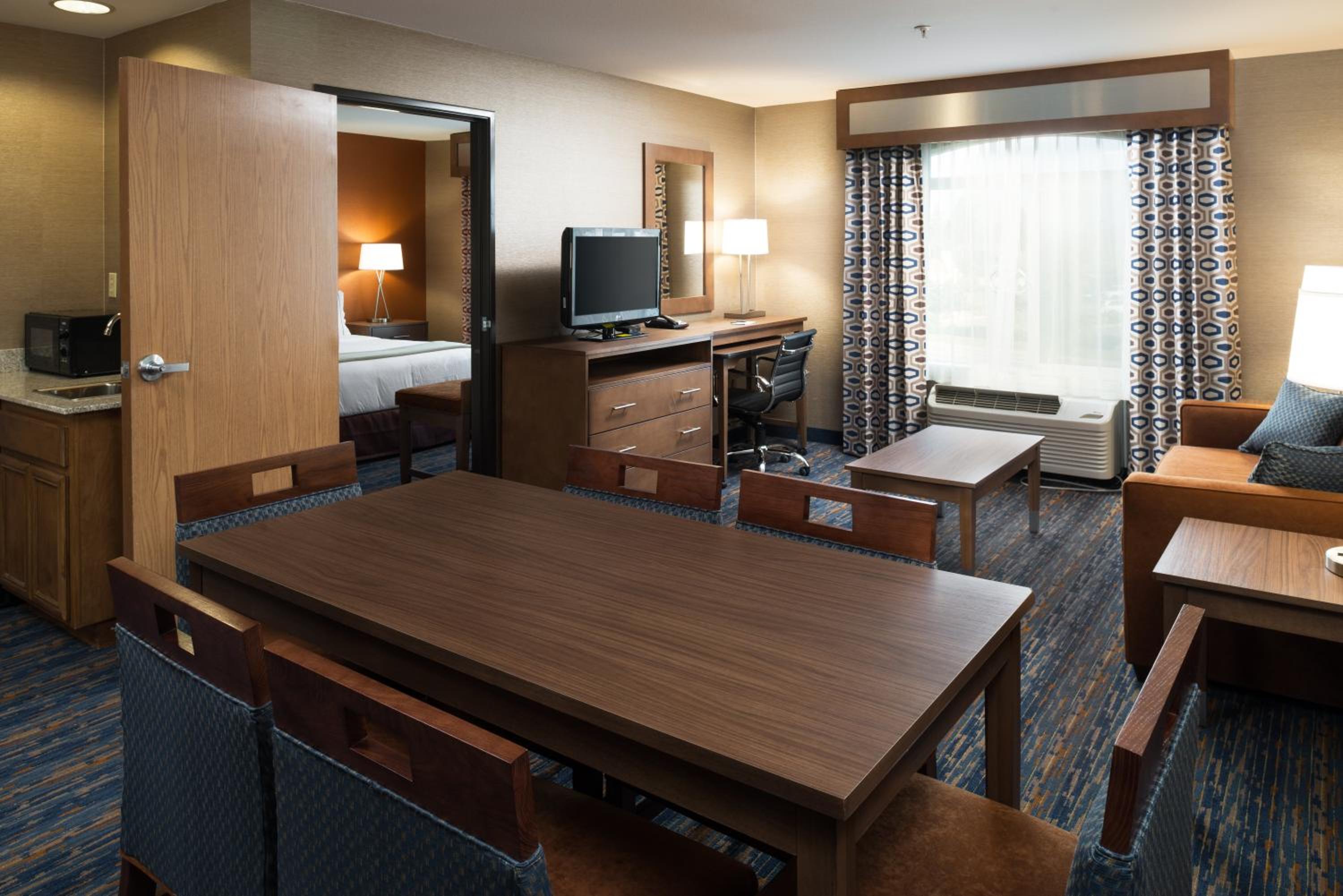 Holiday Inn Express Rocklin - Galleria Area, an IHG Hotel - Property Image 13