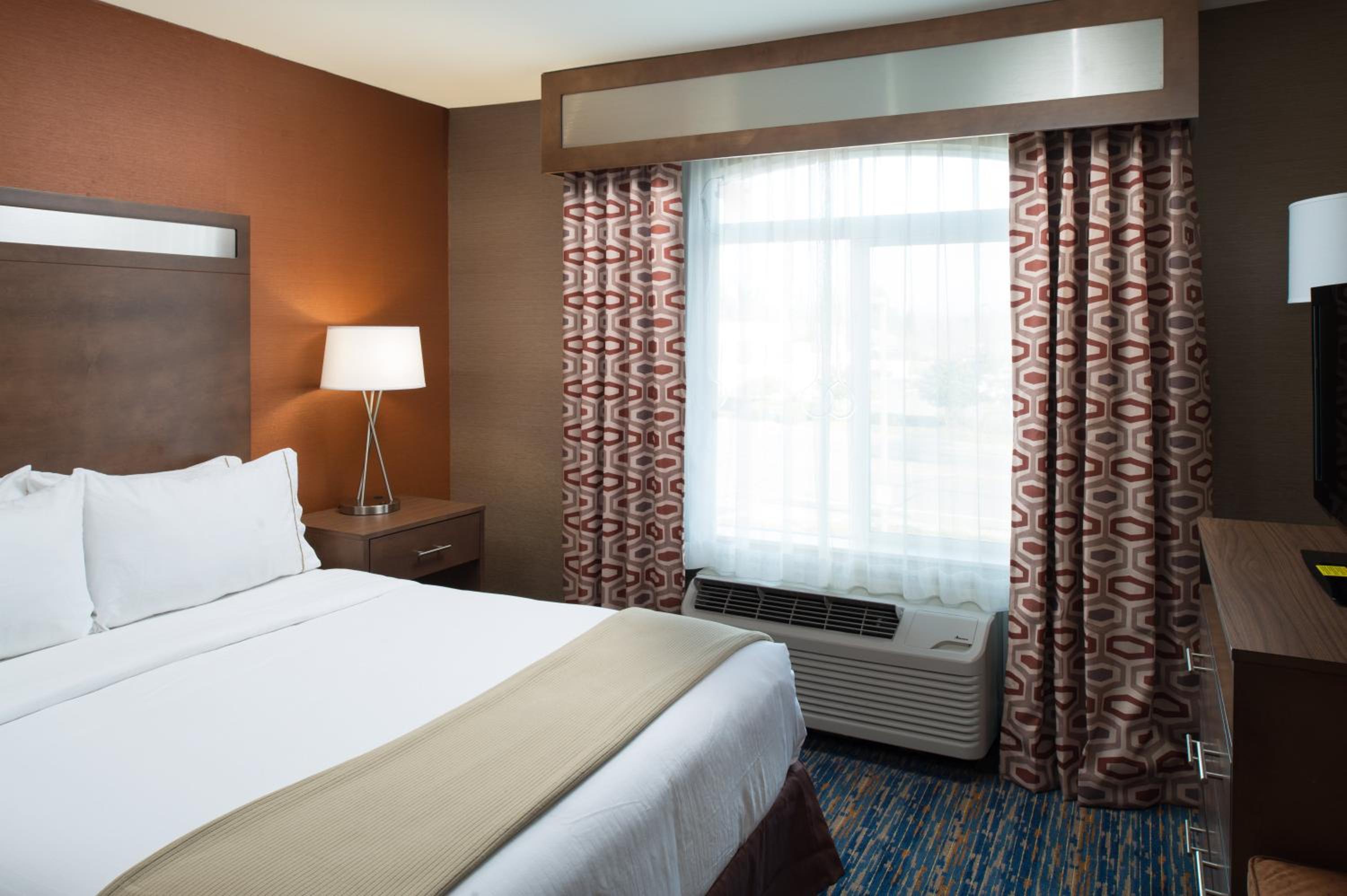 Holiday Inn Express Rocklin - Galleria Area, an IHG Hotel - Property Image 16
