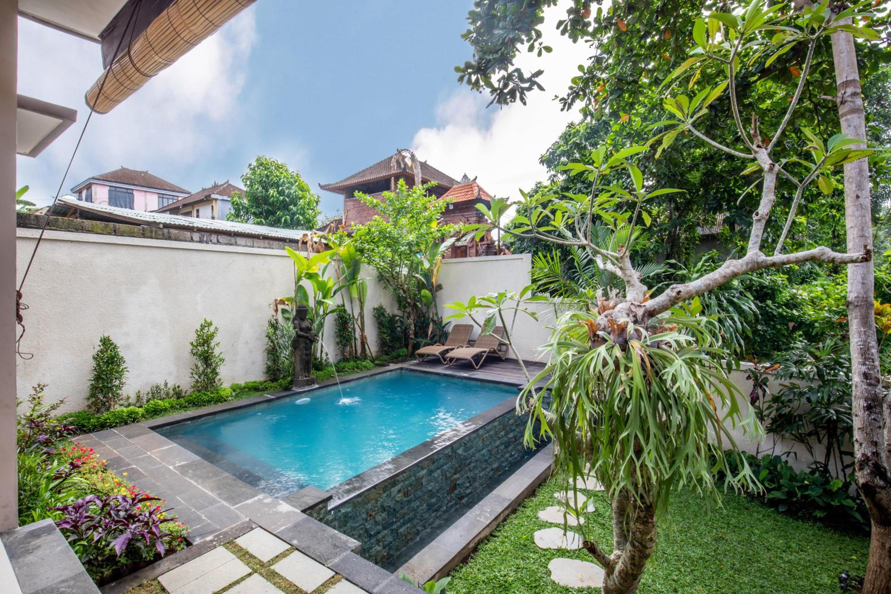 Sari Bamboo Villas