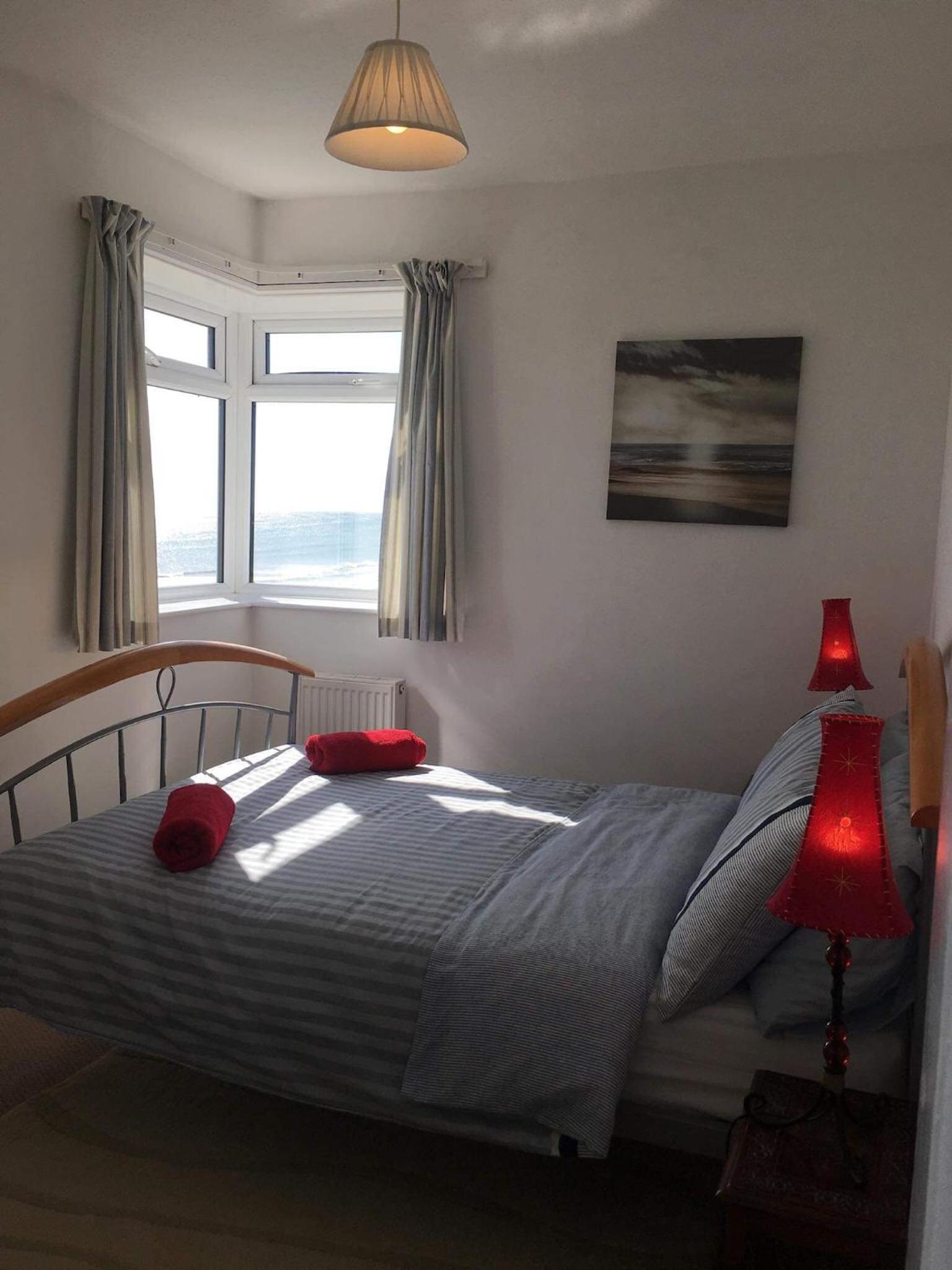 Clifftop Apartment view 3