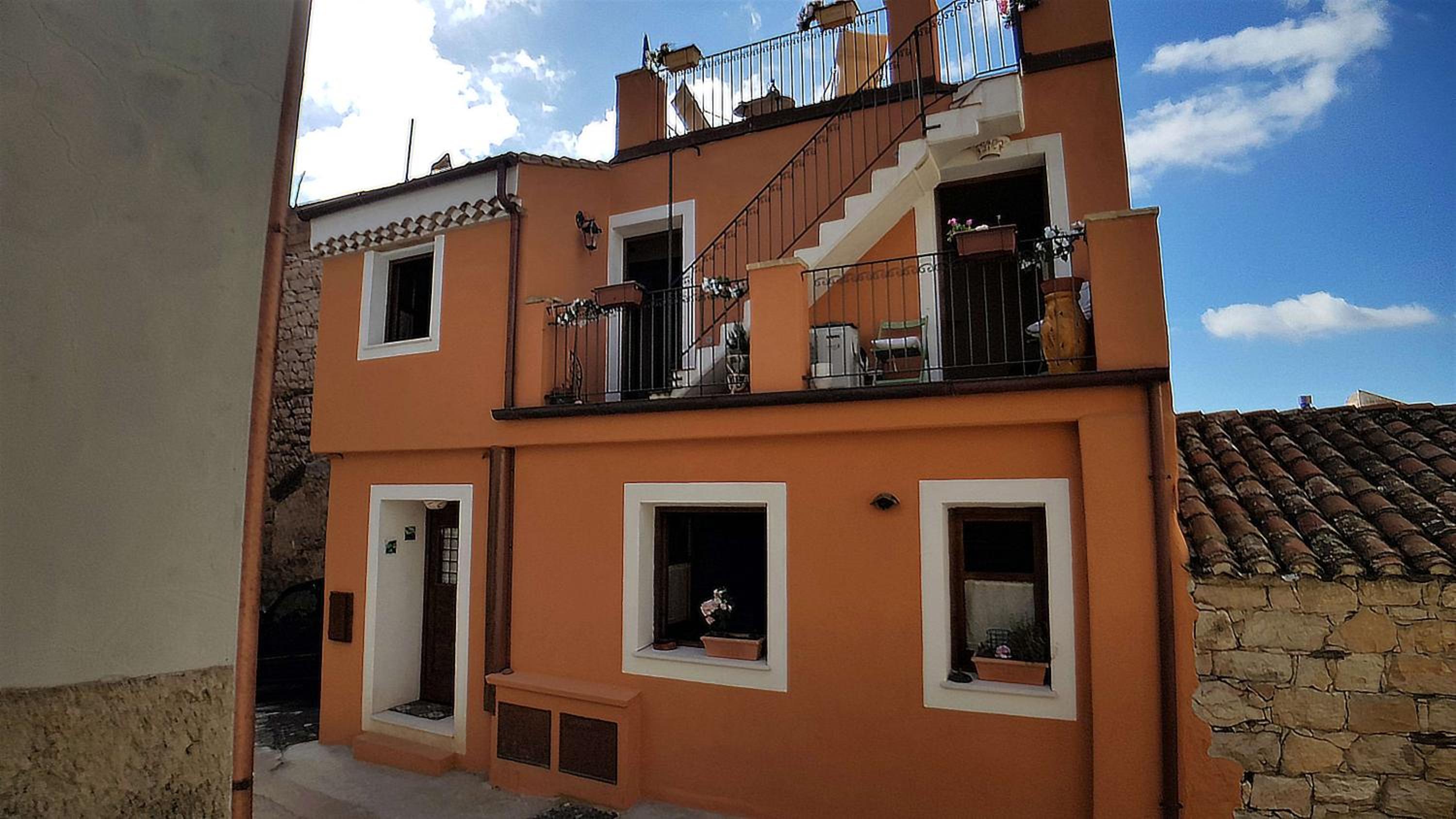 Casa vacanza La Posadina Baunei view 3