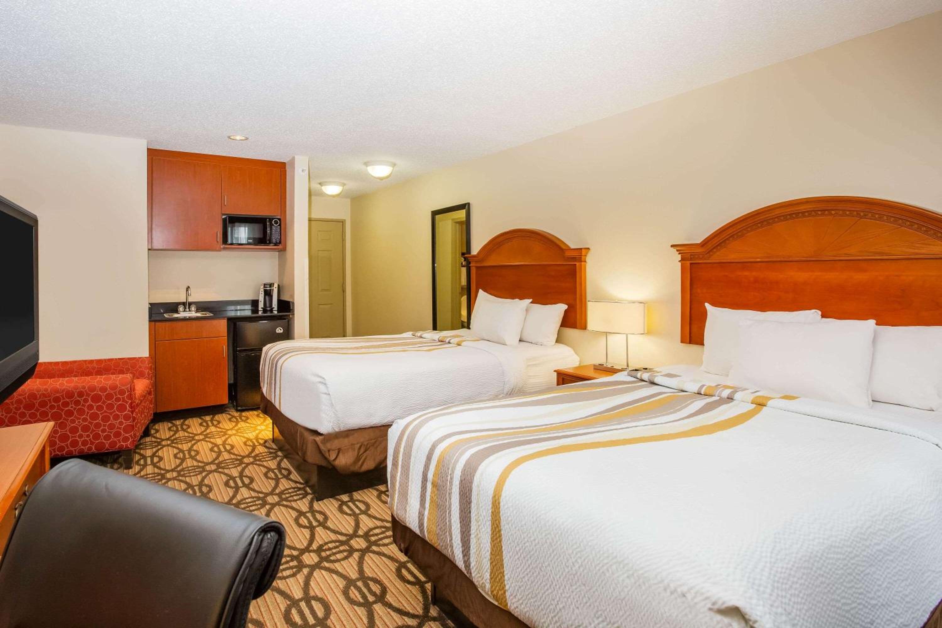 North Platte Vacations - La Quinta by Wyndham North Platte - Property Image 9