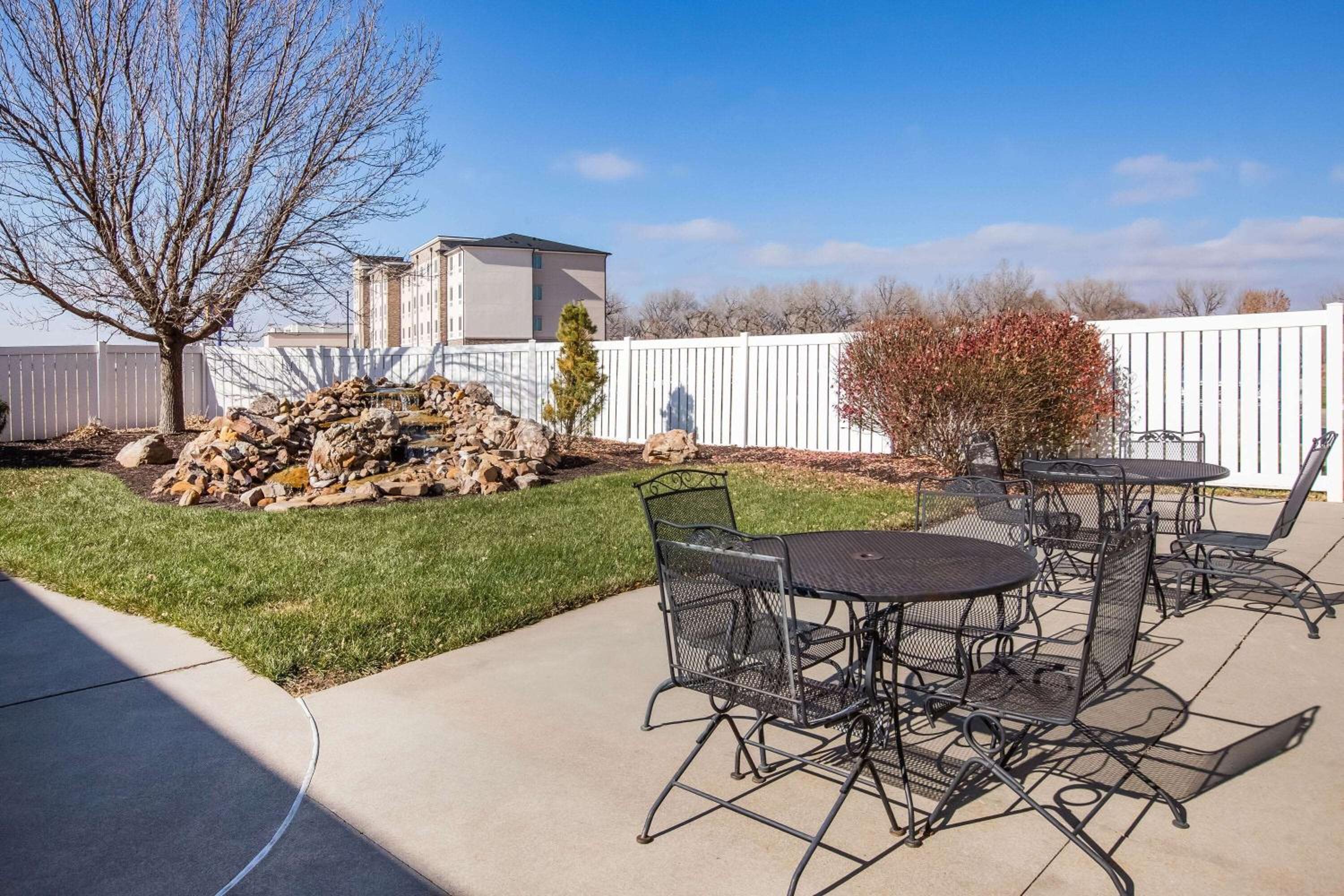 North Platte Vacations - La Quinta by Wyndham North Platte - Property Image 12
