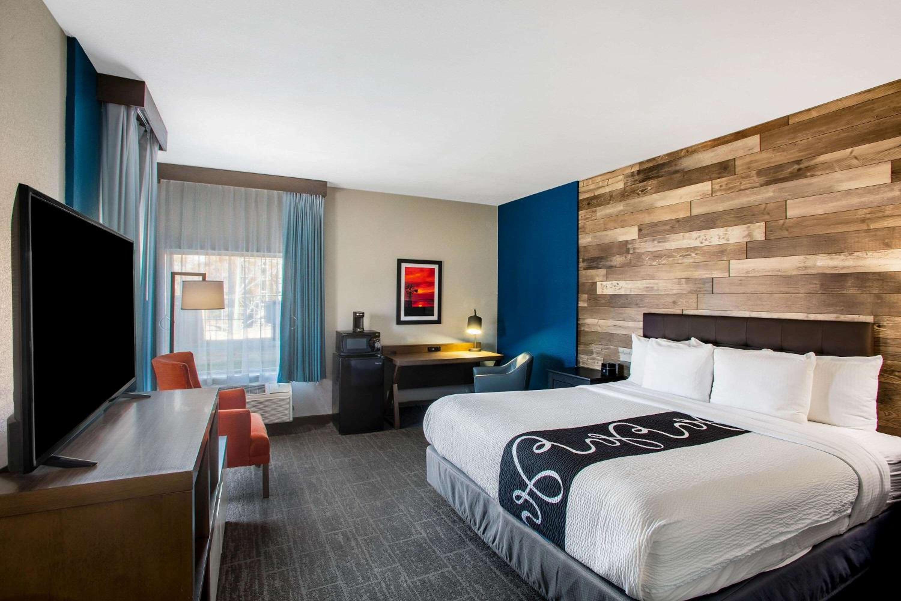 La Quinta by Wyndham Pittsburg