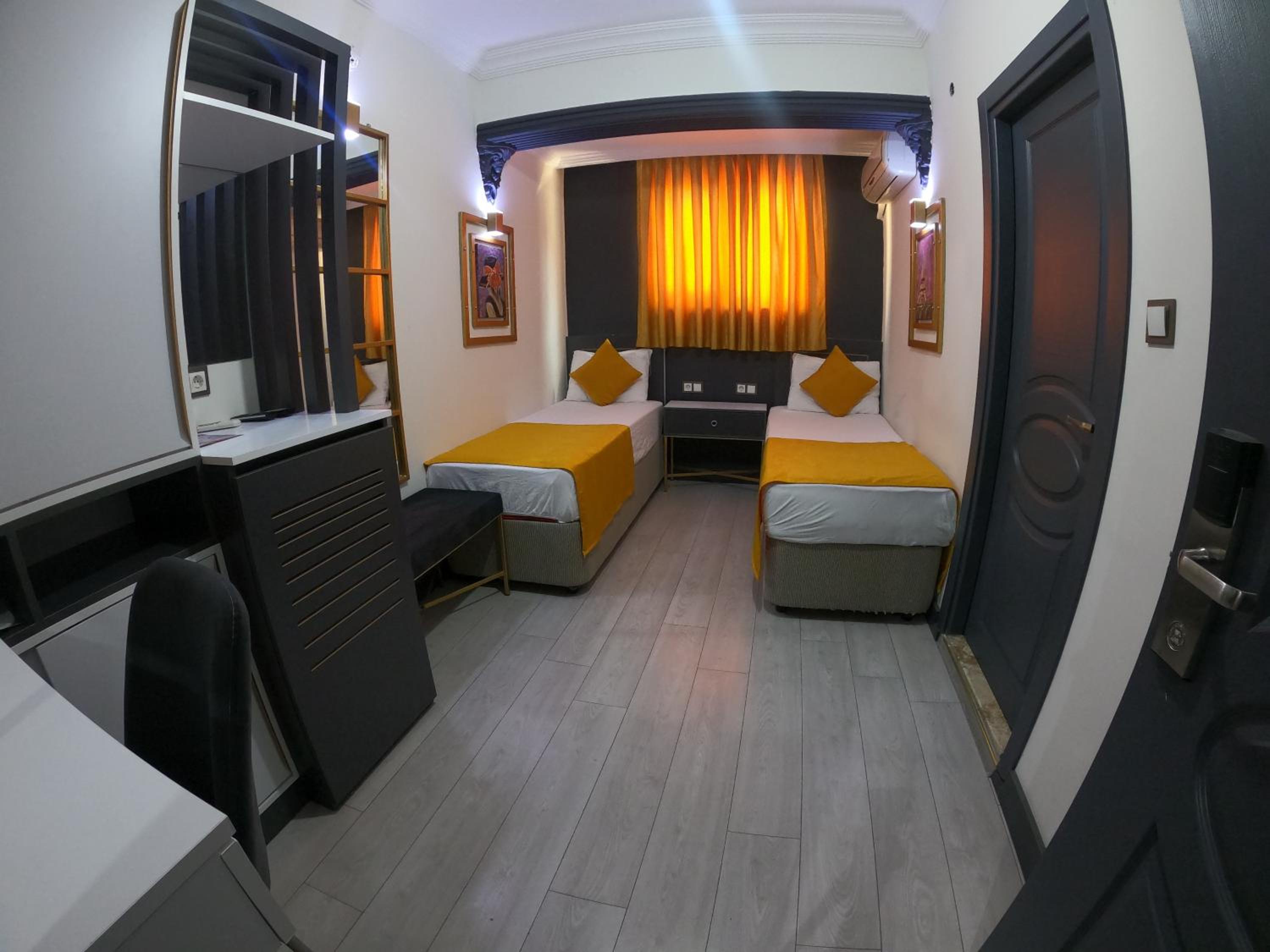 Exporoyal Hotel - Image 34