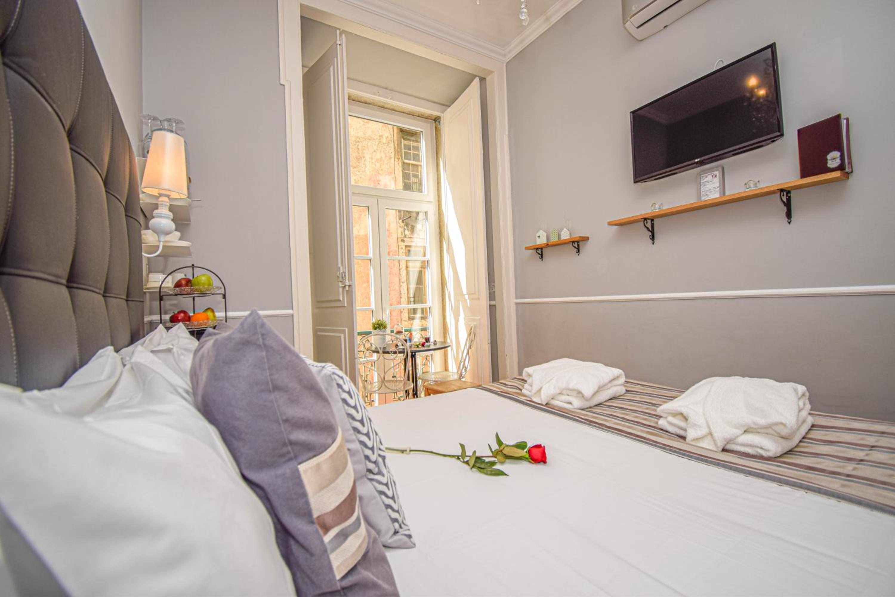 B in B Lisbon Downtown Suites