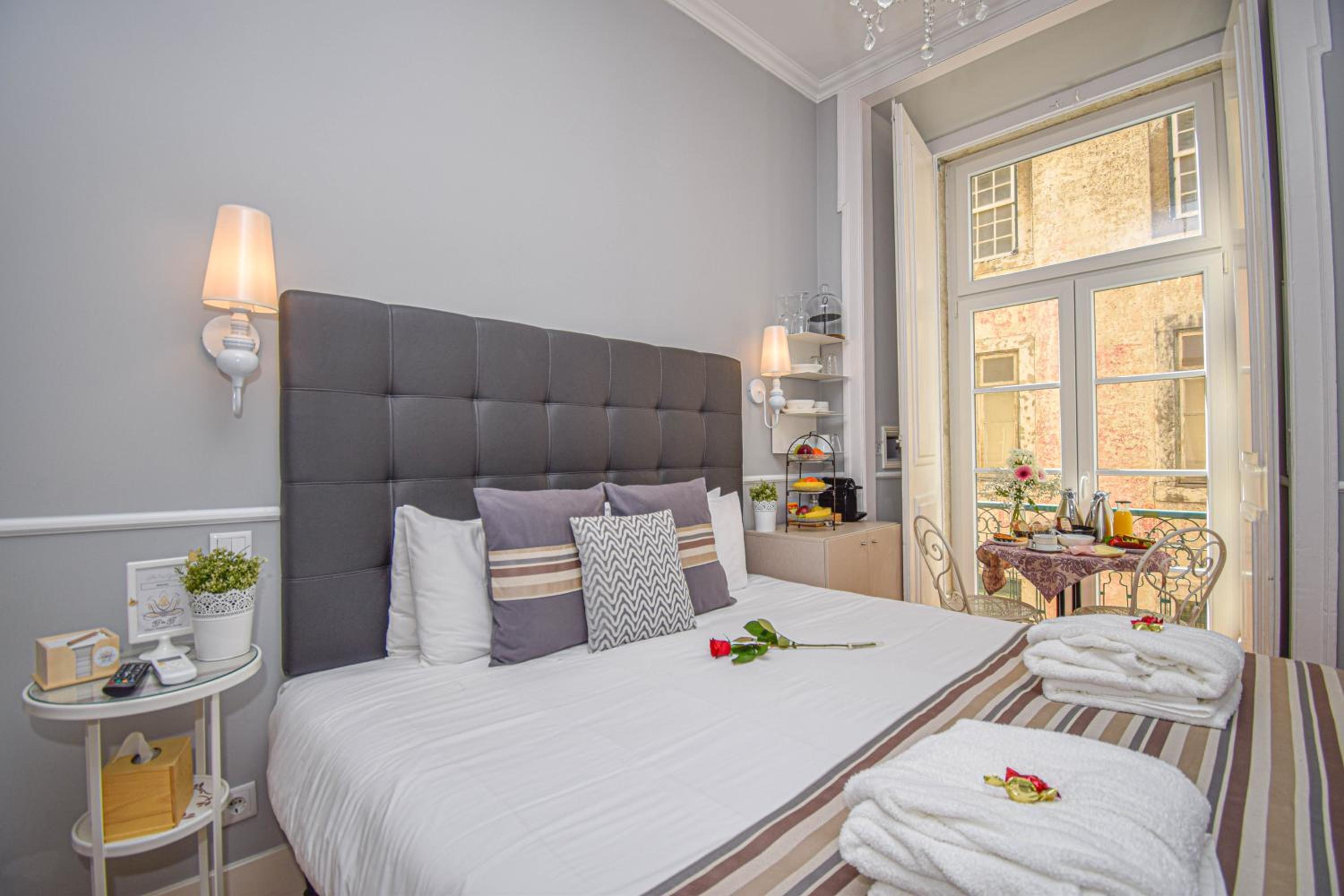 B in B Lisbon Downtown Suites