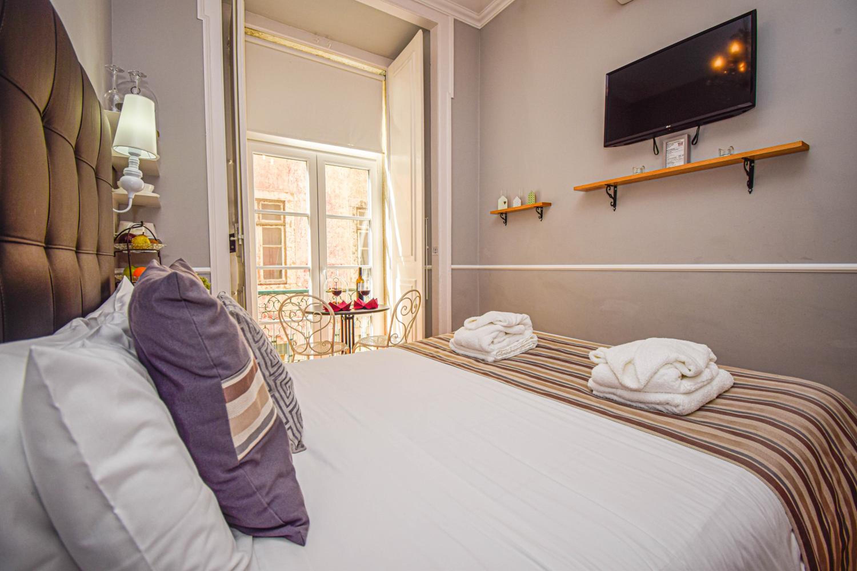 B in B Lisbon Downtown Suites