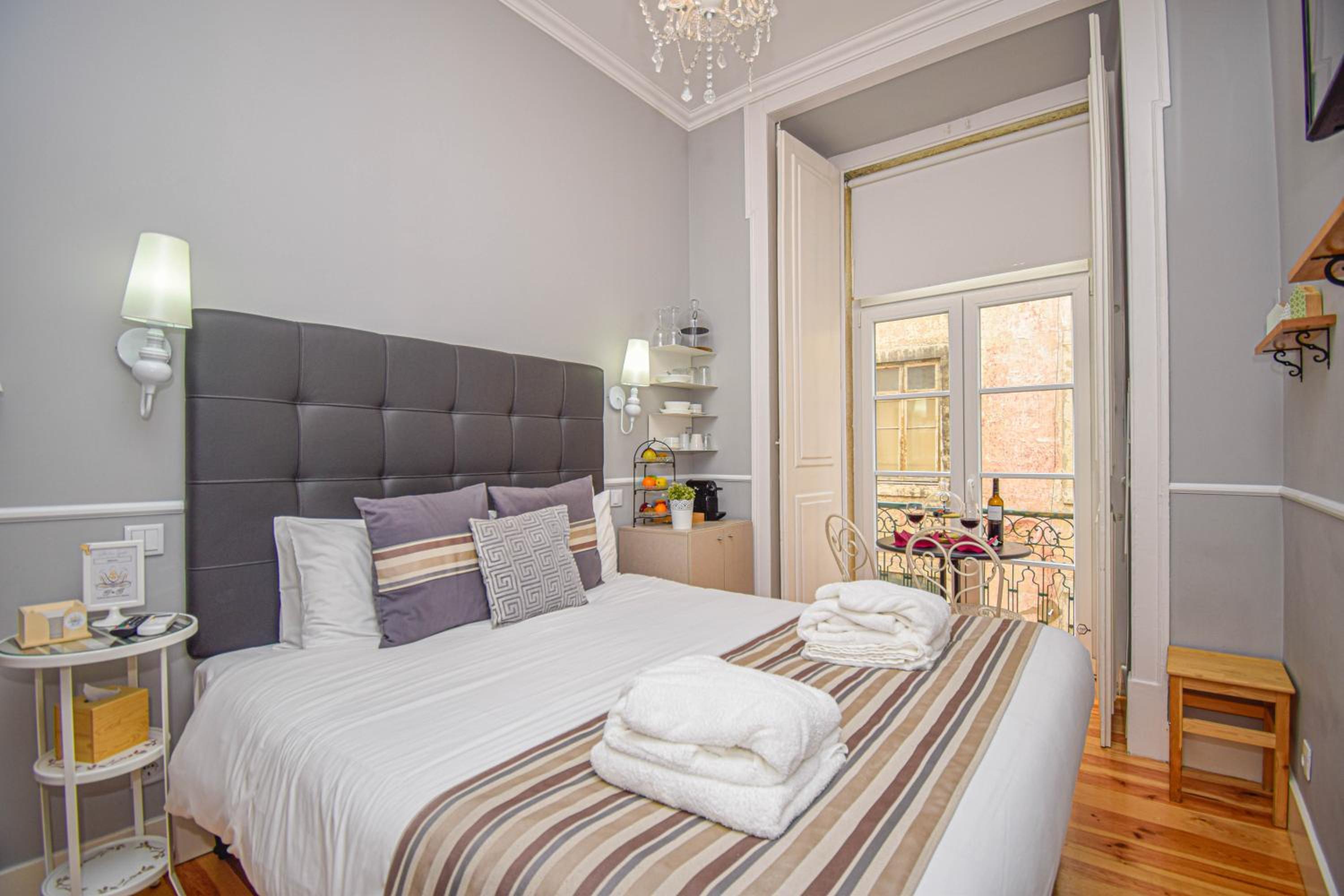 B in B Lisbon Downtown Suites