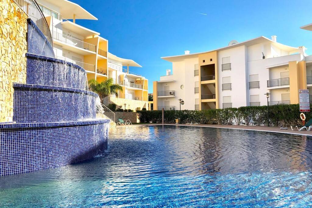 Hotel Albufeira l AMAZING terrasse with jacuzzi Encosta da Orada - Image 1