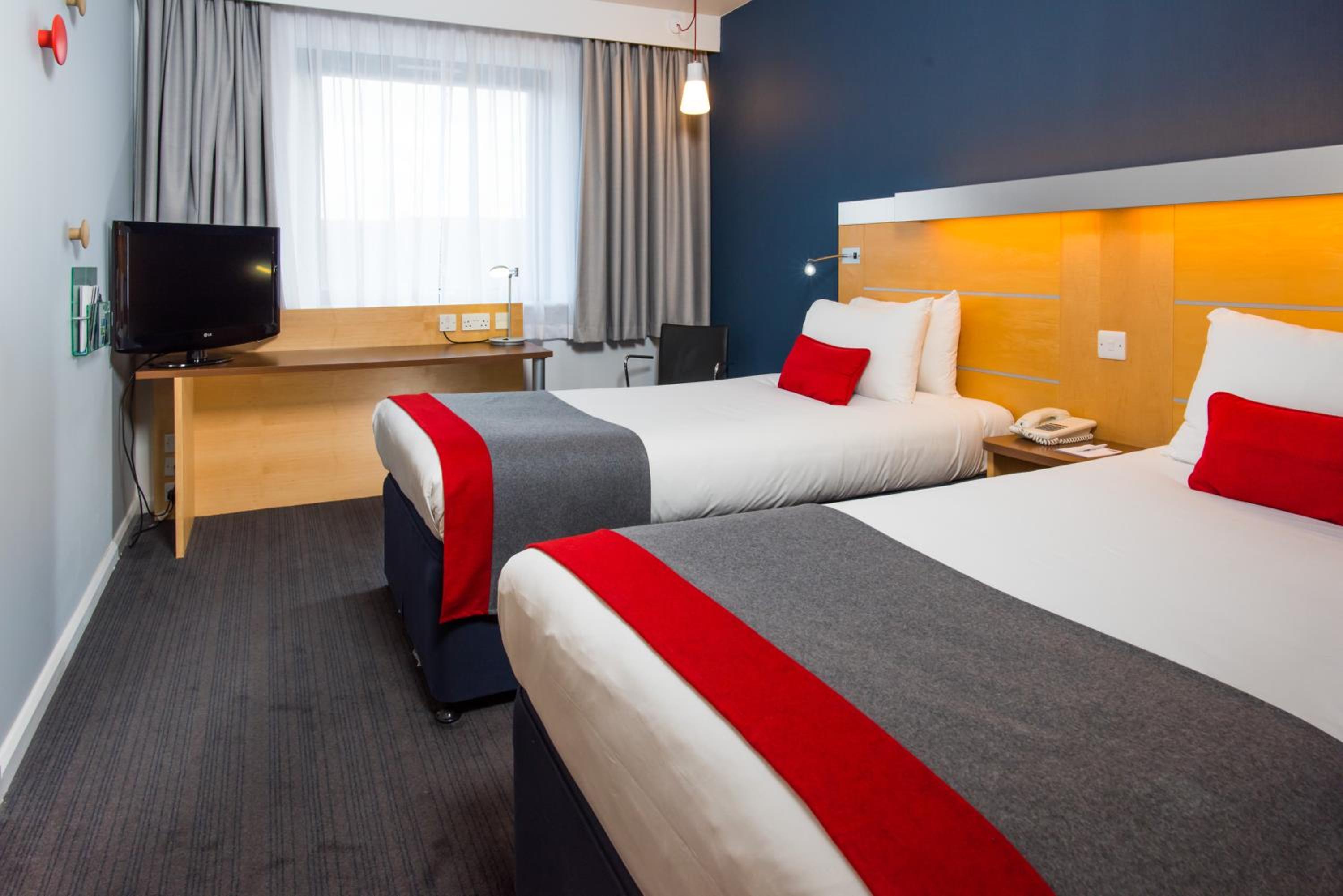 Stevenage Vacations - Holiday Inn Express Stevenage, an IHG Hotel - Property Image 4