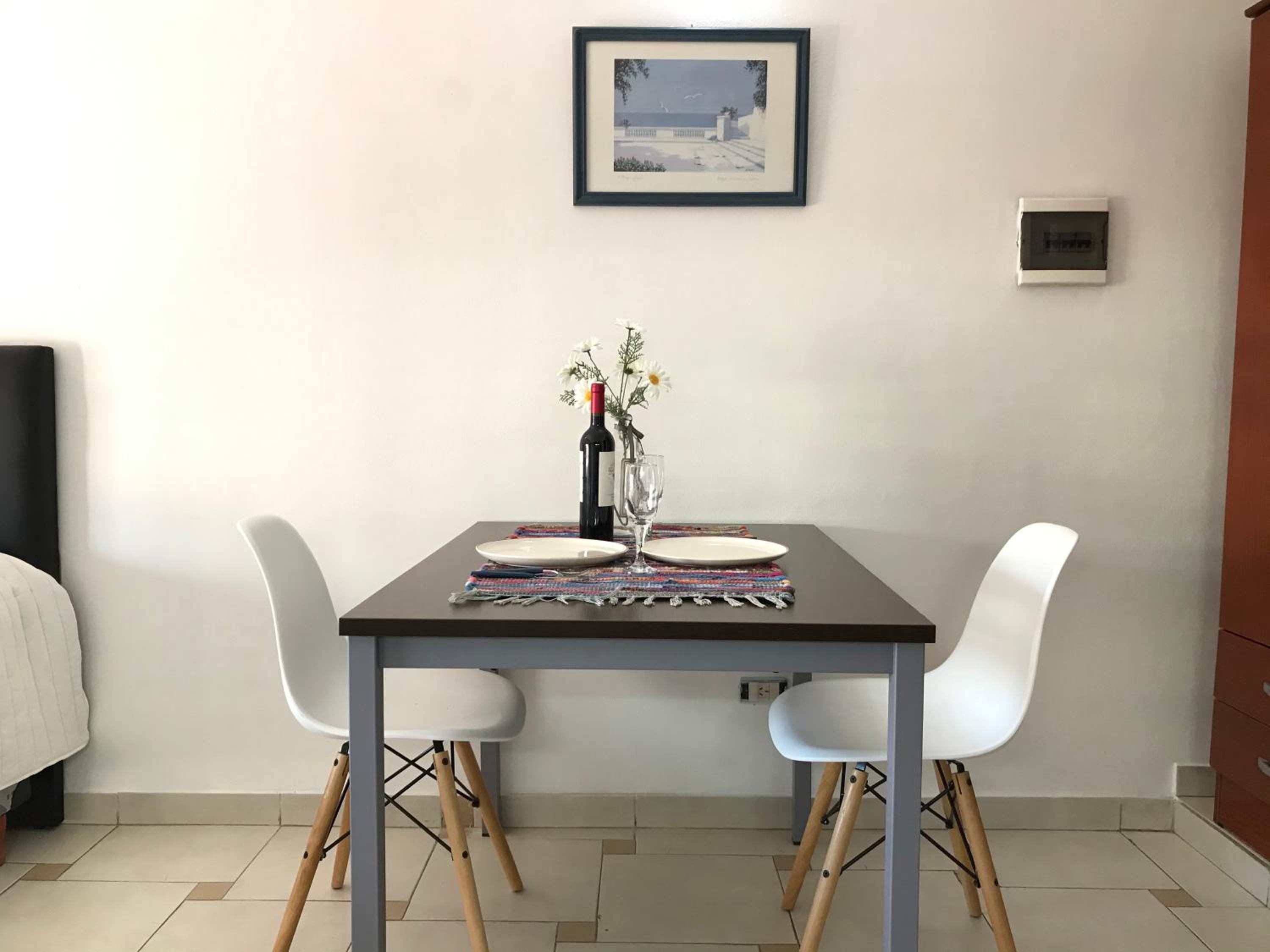 Cares Apartament, Morón, Buenos Aires
