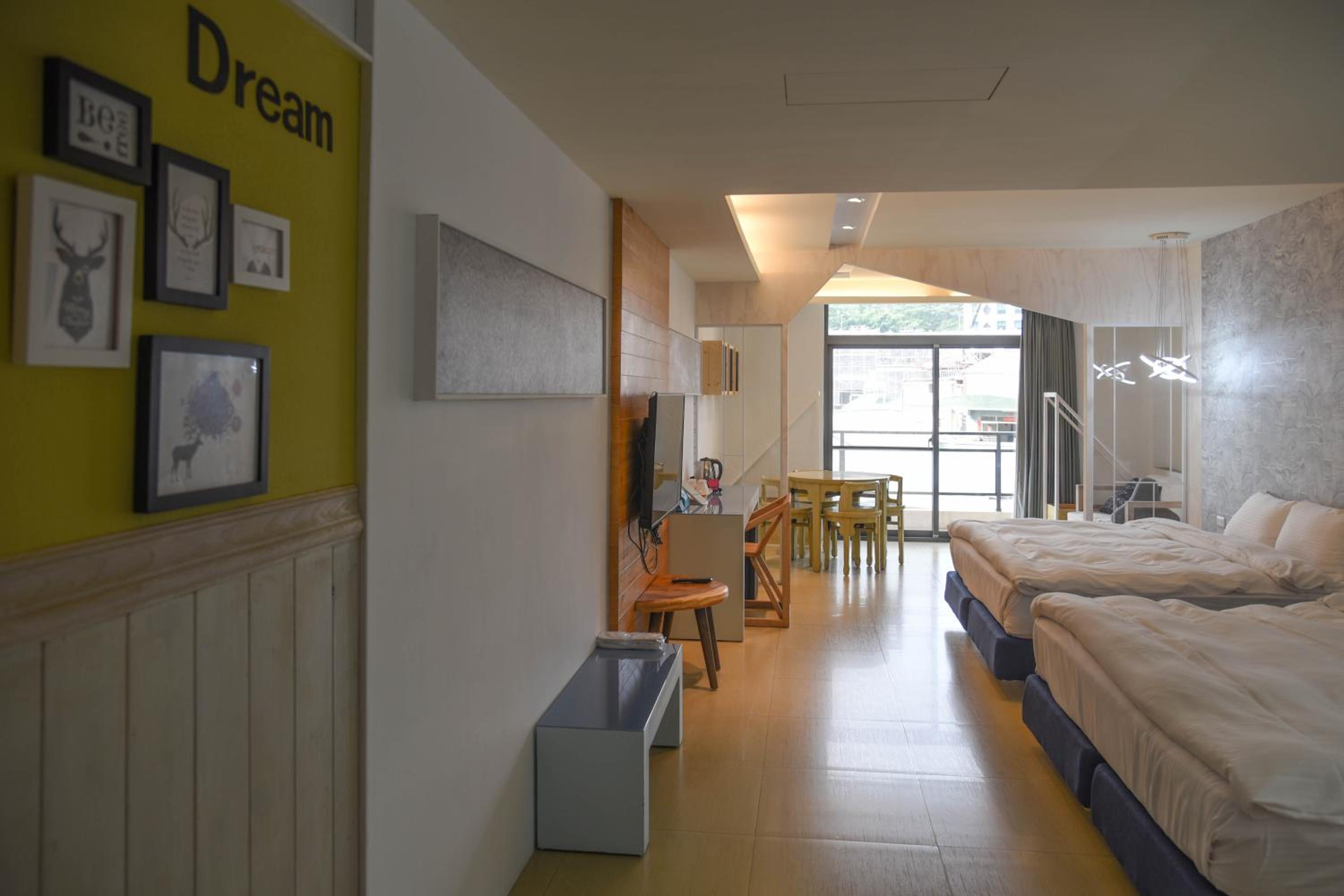 Ace House
