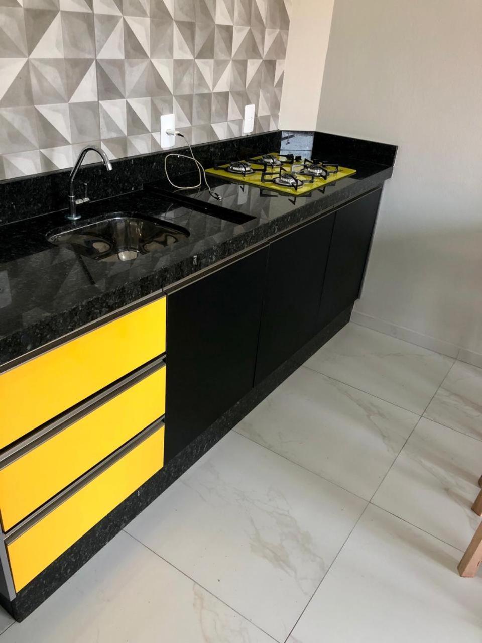 Seu refúgio paradisíaco a apenas 330 metros do mar TUB