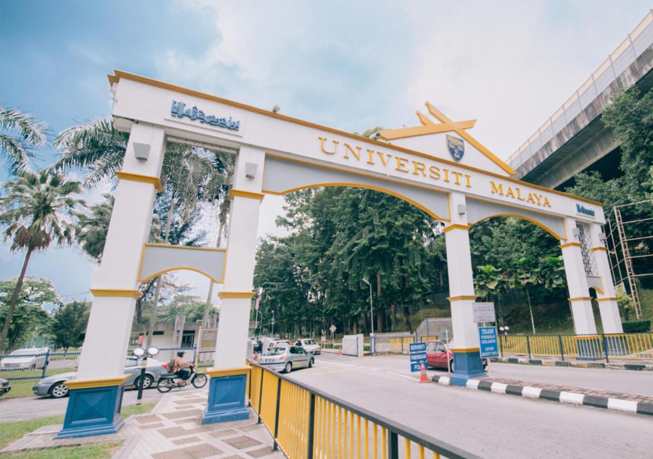 Lily and Loft - KL Gateway Bangsar LRT, WIFI, Netflix