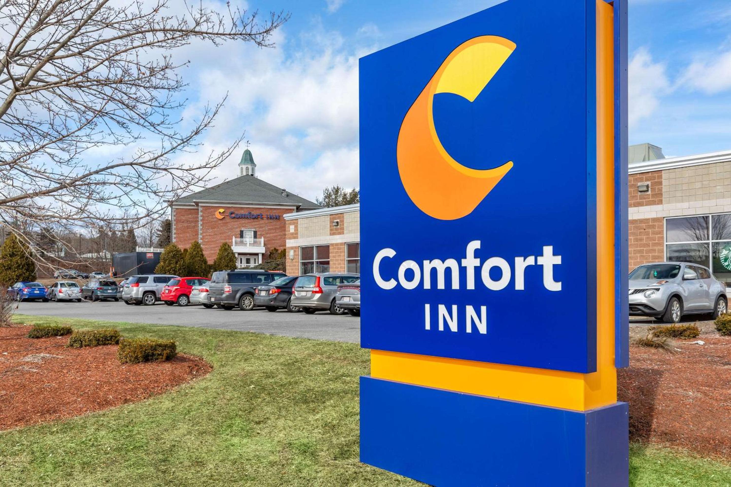 Comfort Inn Auburn-Worcester view 4