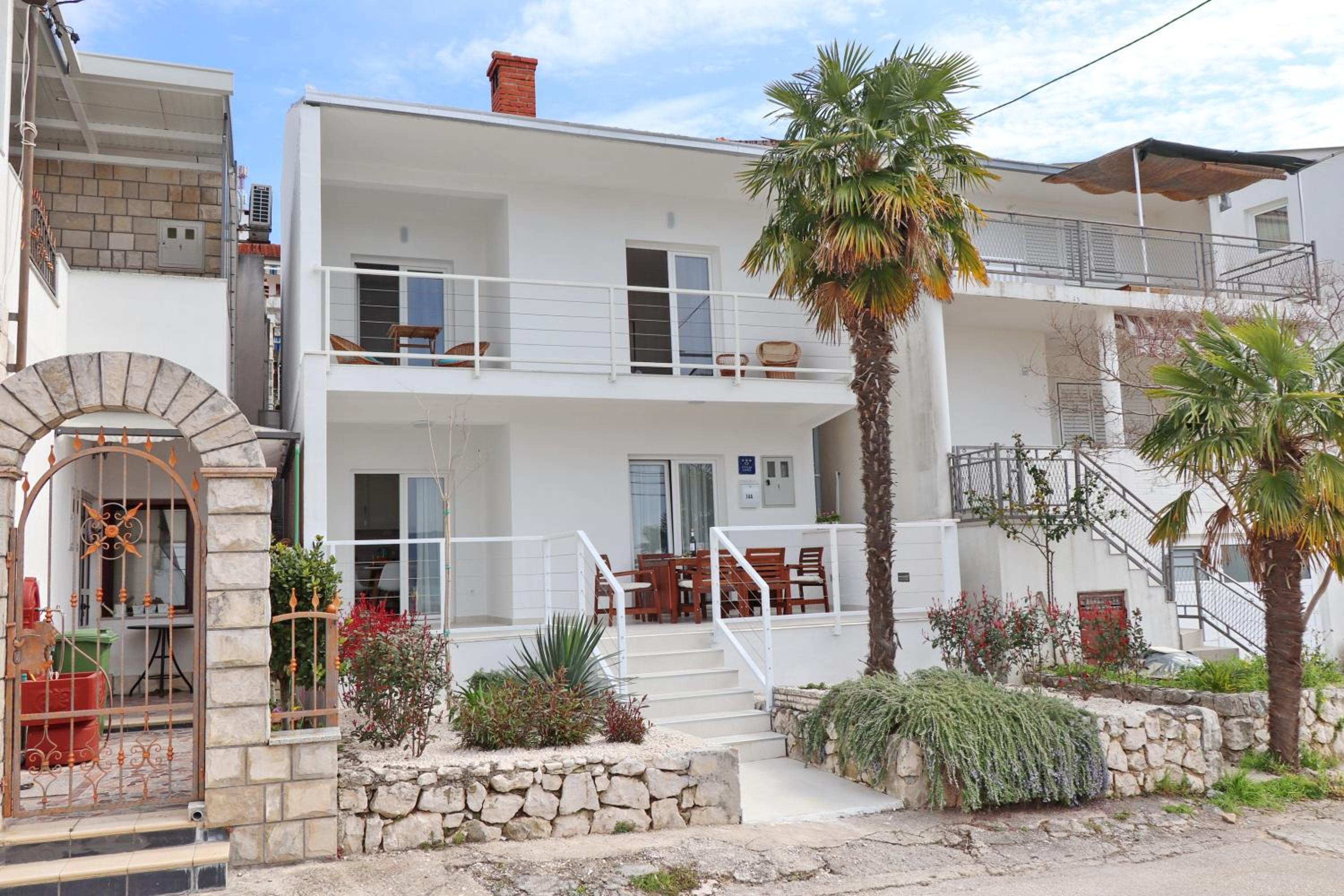Holiday Home Rosemary view 5