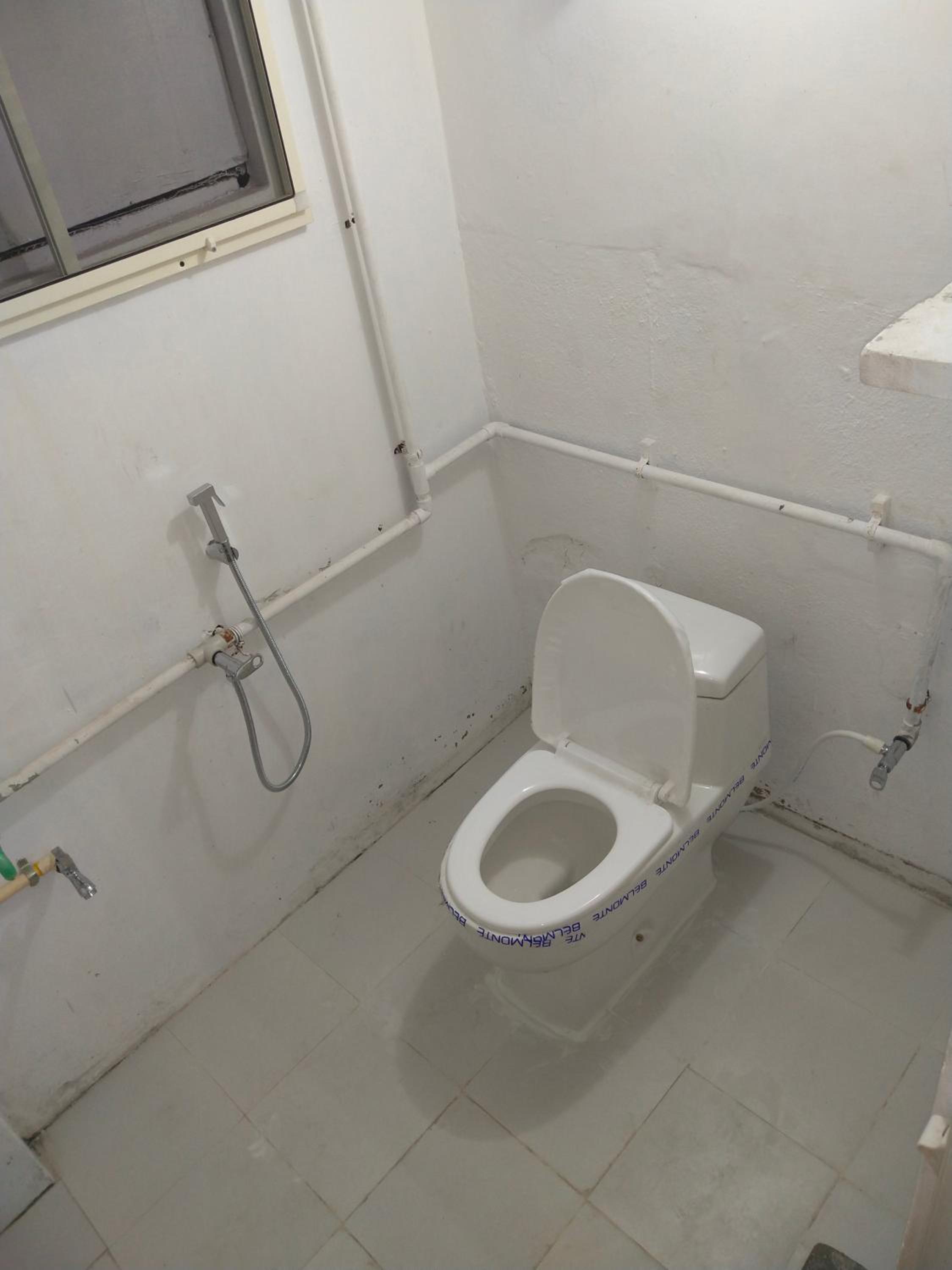 Mayurapriya Inn
