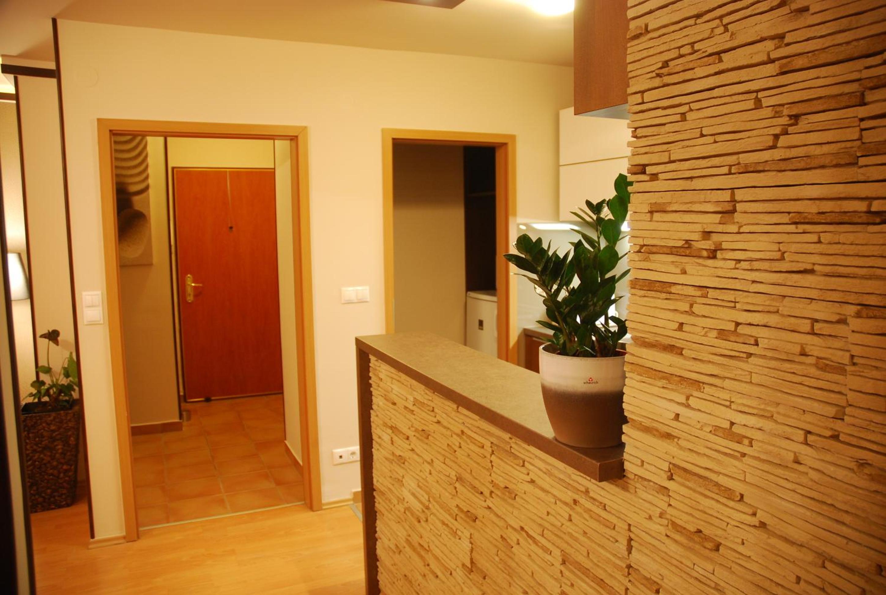 Arpad Bridge Apartments