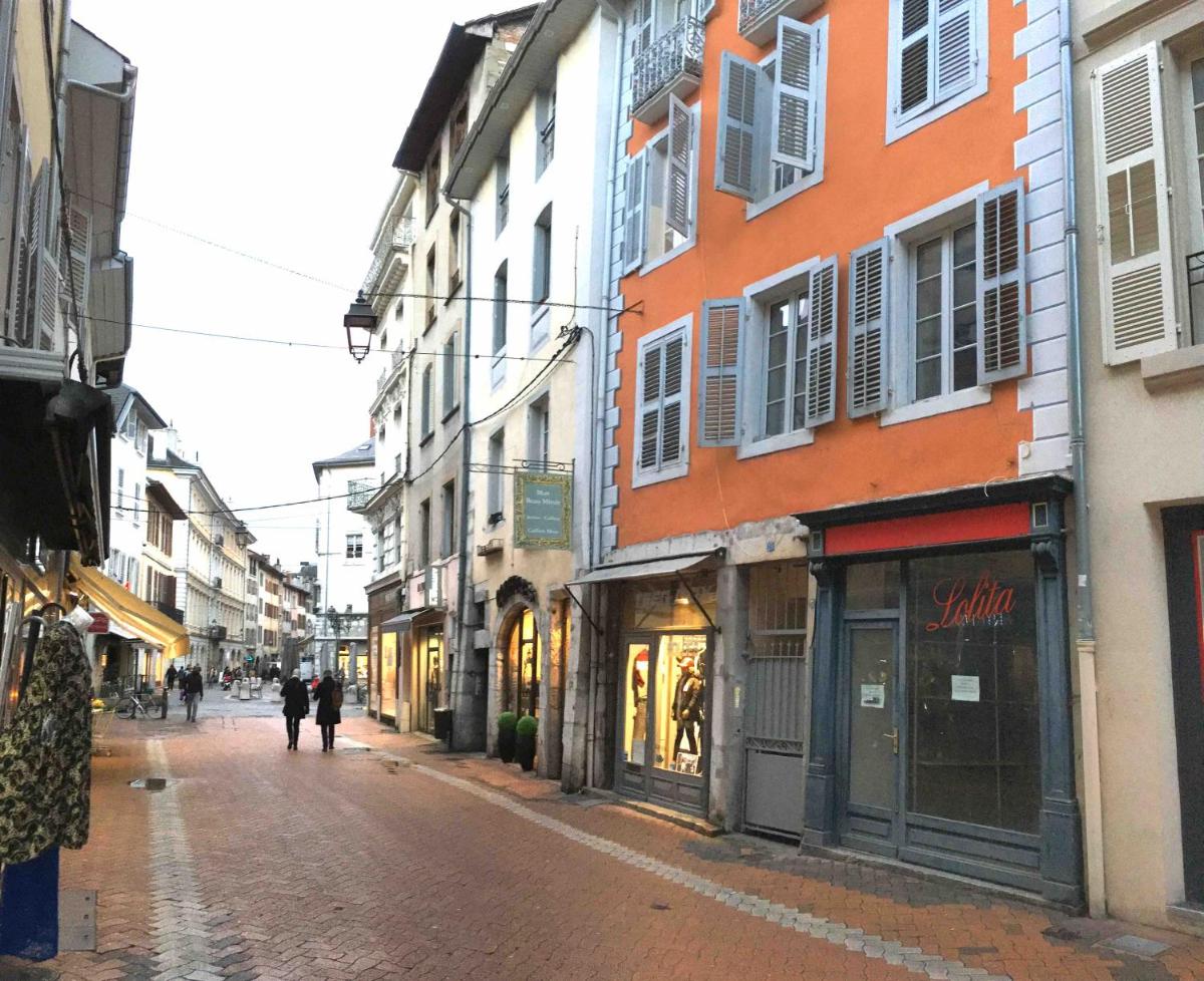 Chambery Vacations - Studio MAKATI - Property Image 1