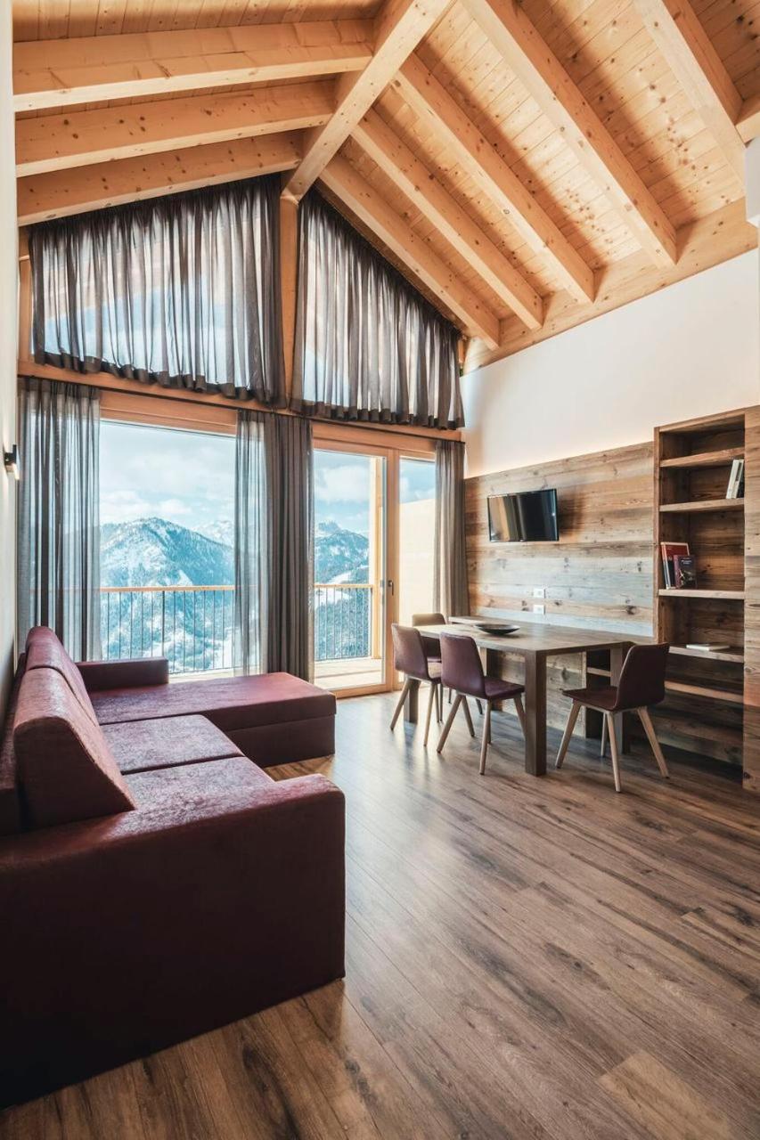 Photo 52