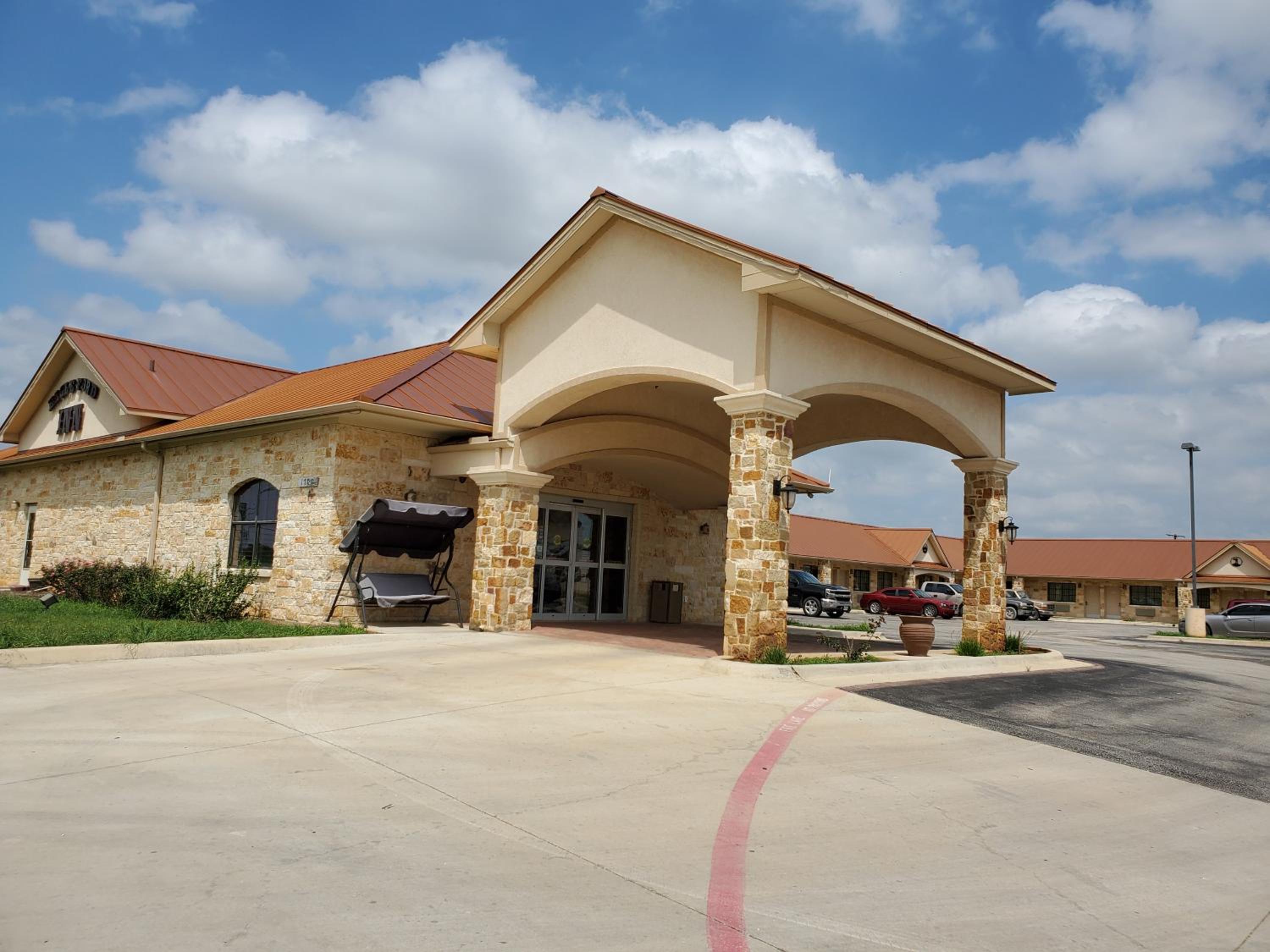 Eagle Ford Inn