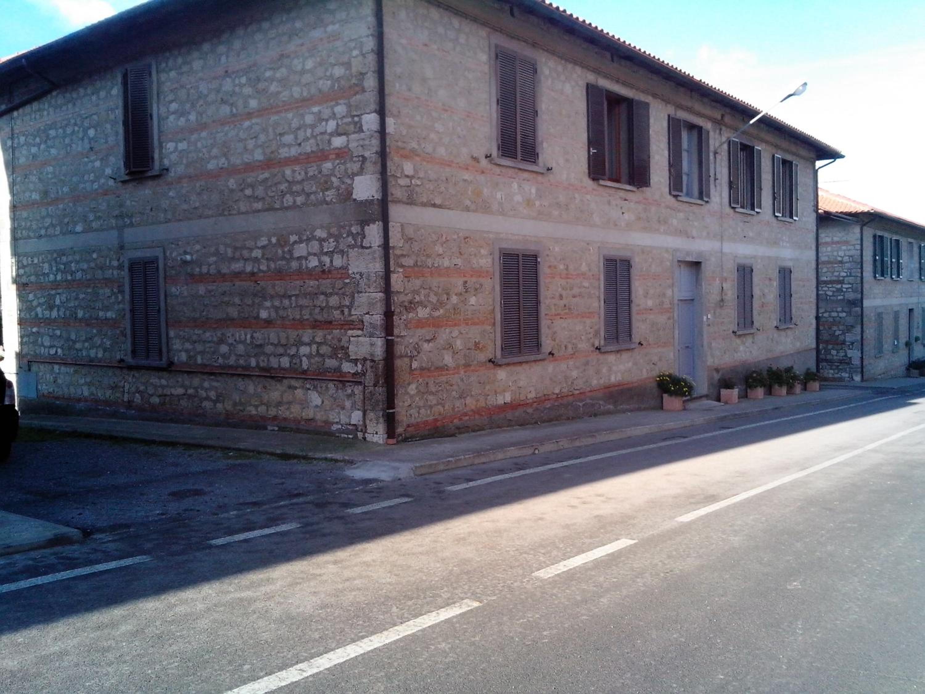 Photo 34