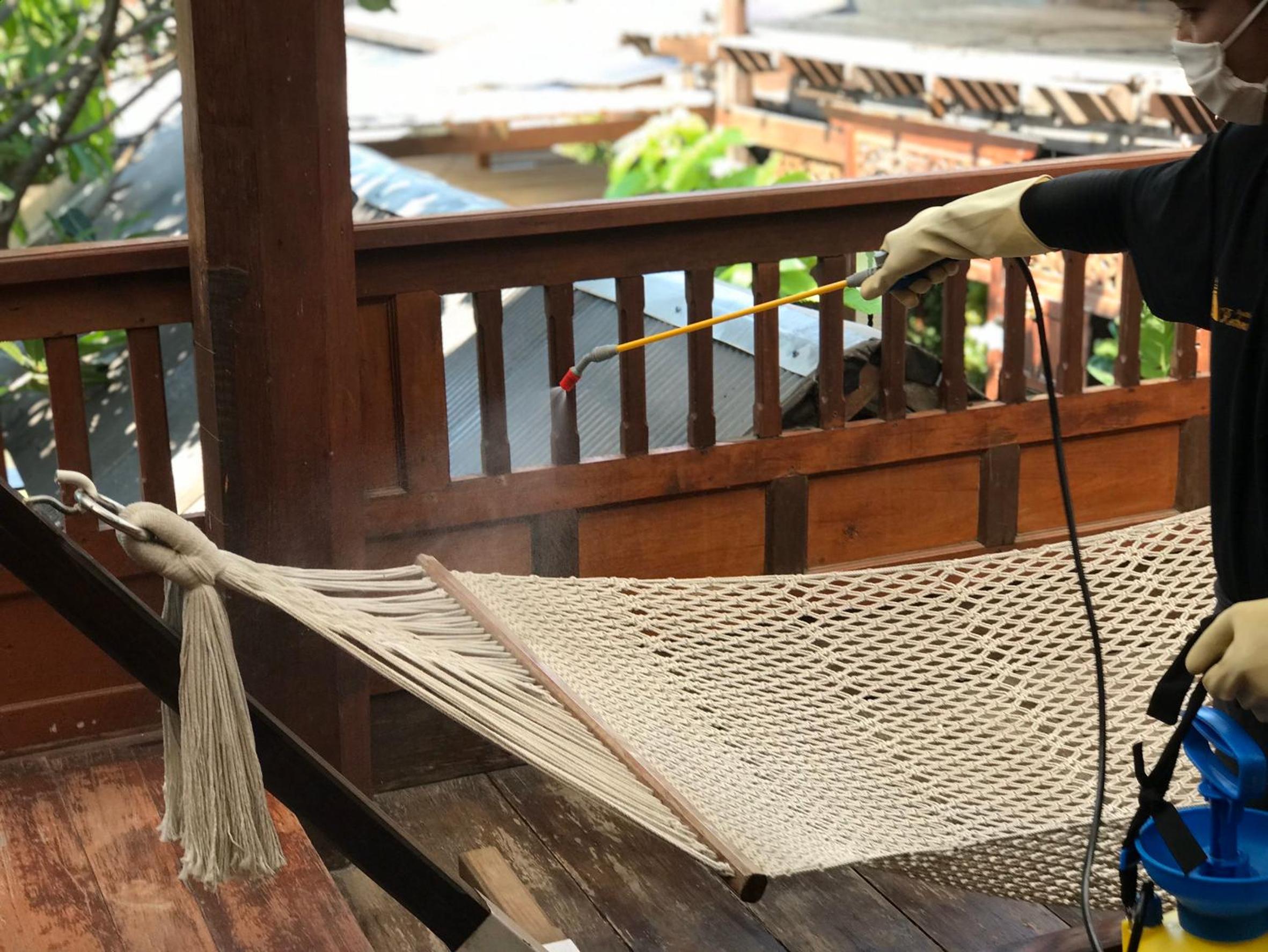 balcony