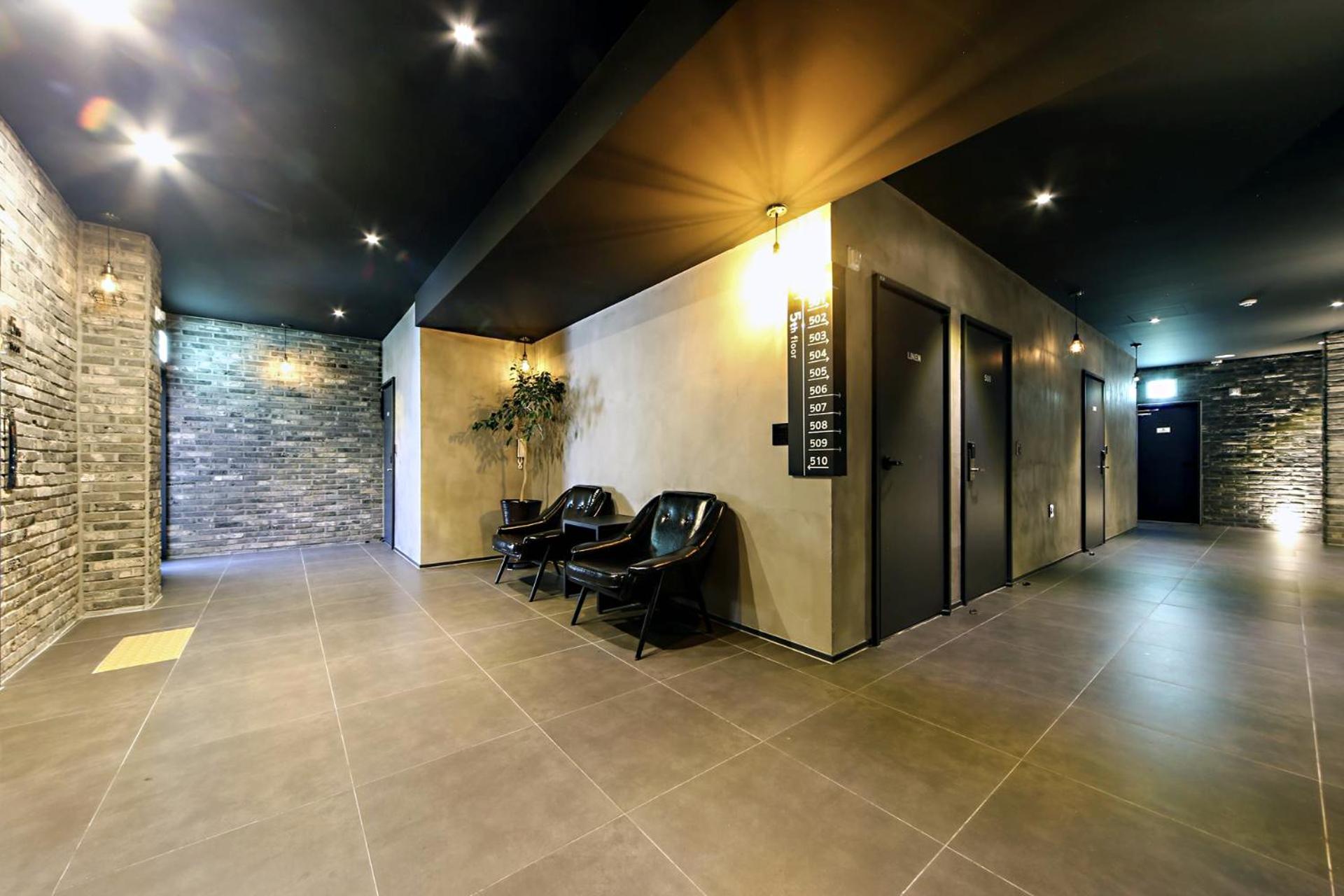 Masan Almond Hotel