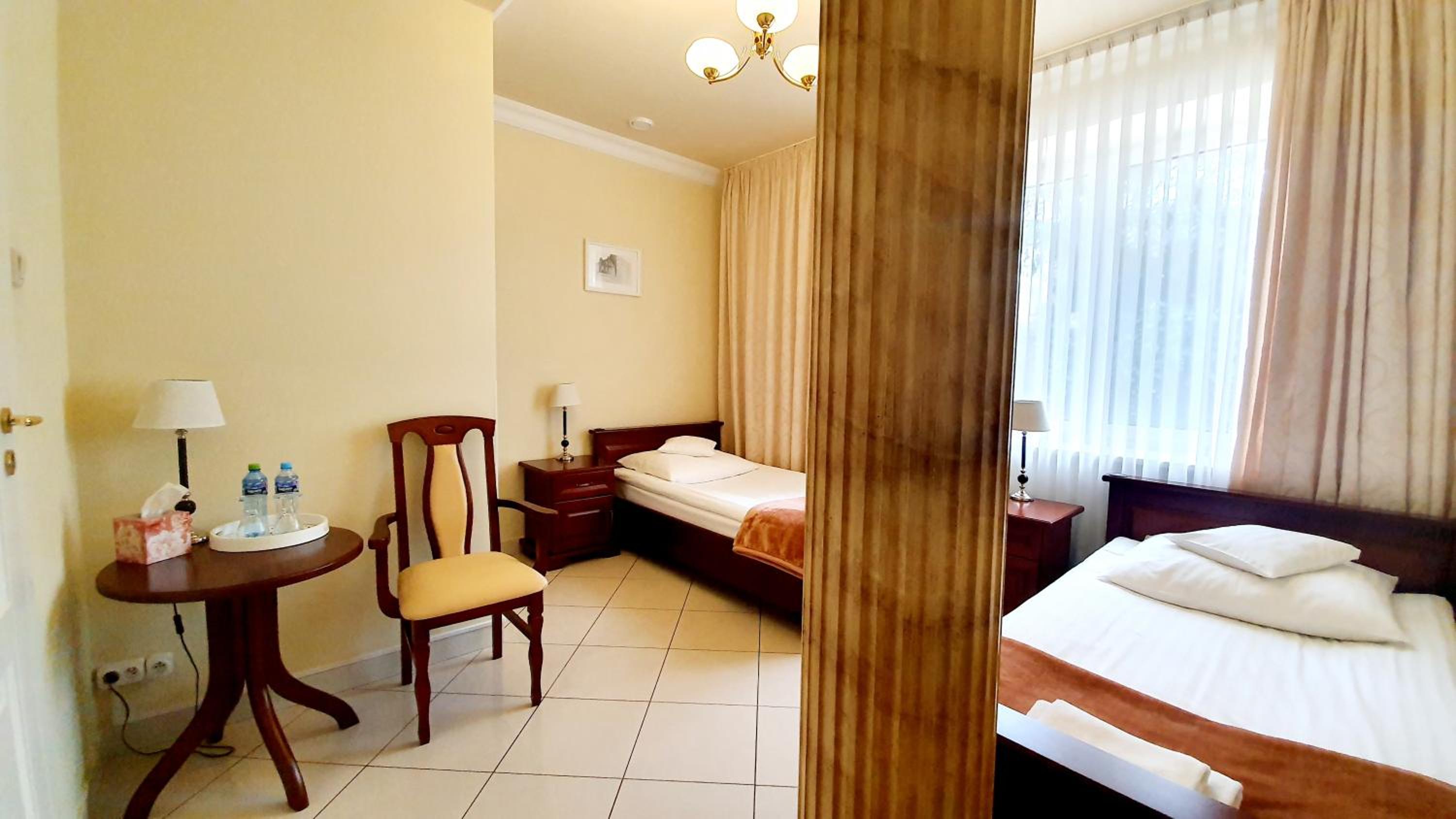 BTHouse, Pokoje Gościnne