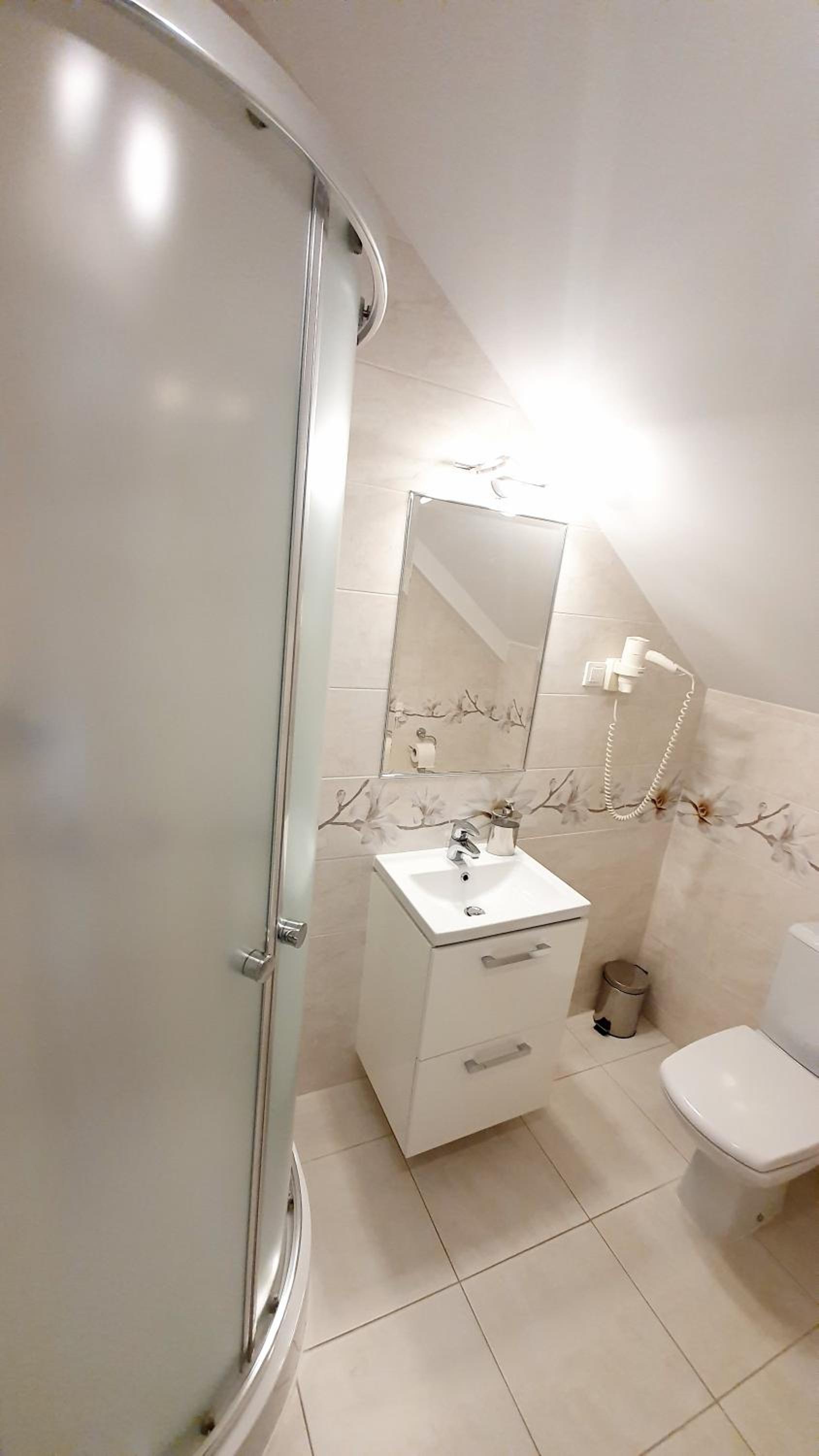 BTHouse, Pokoje Gościnne