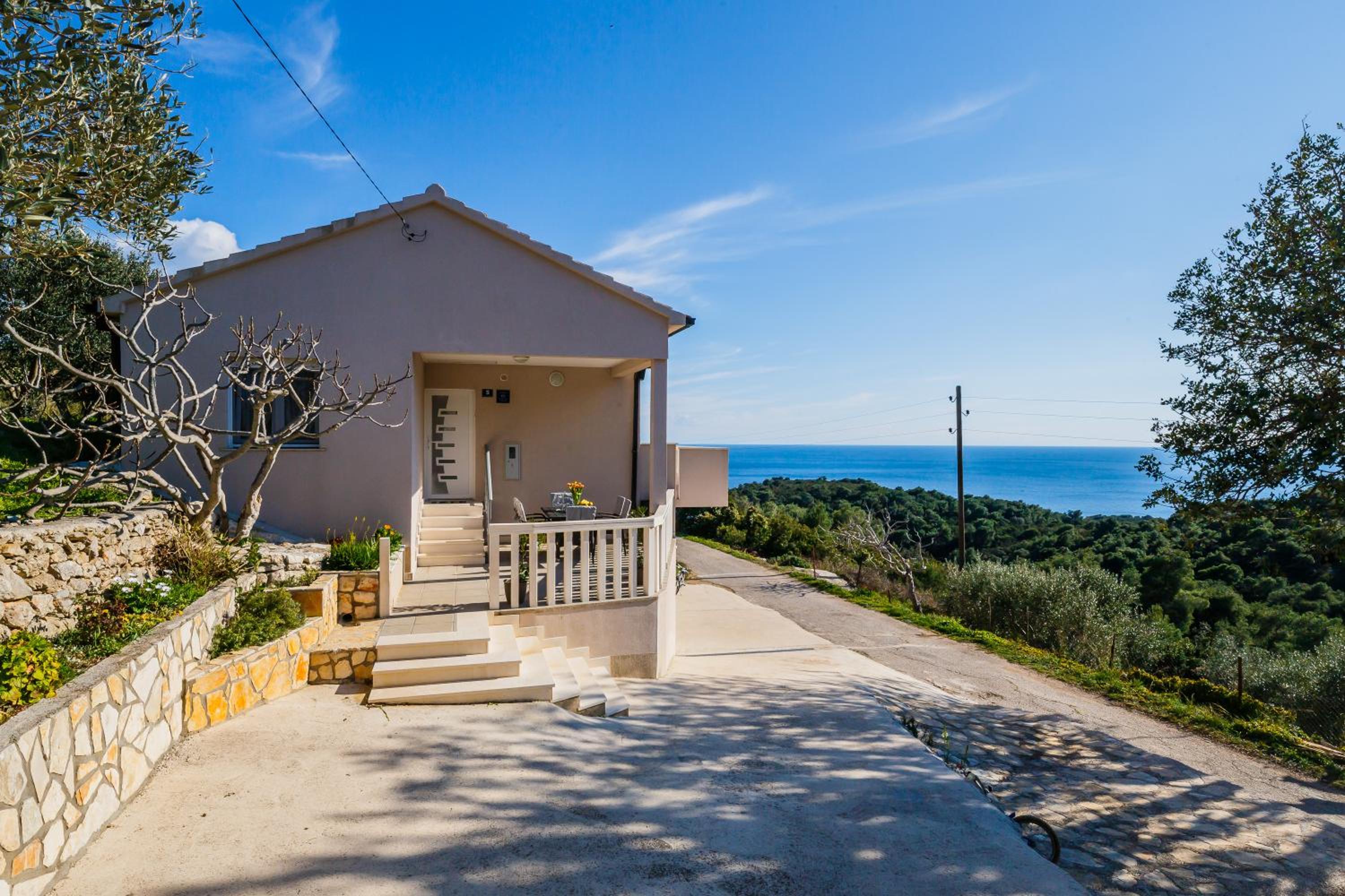 Villa Luana view 3