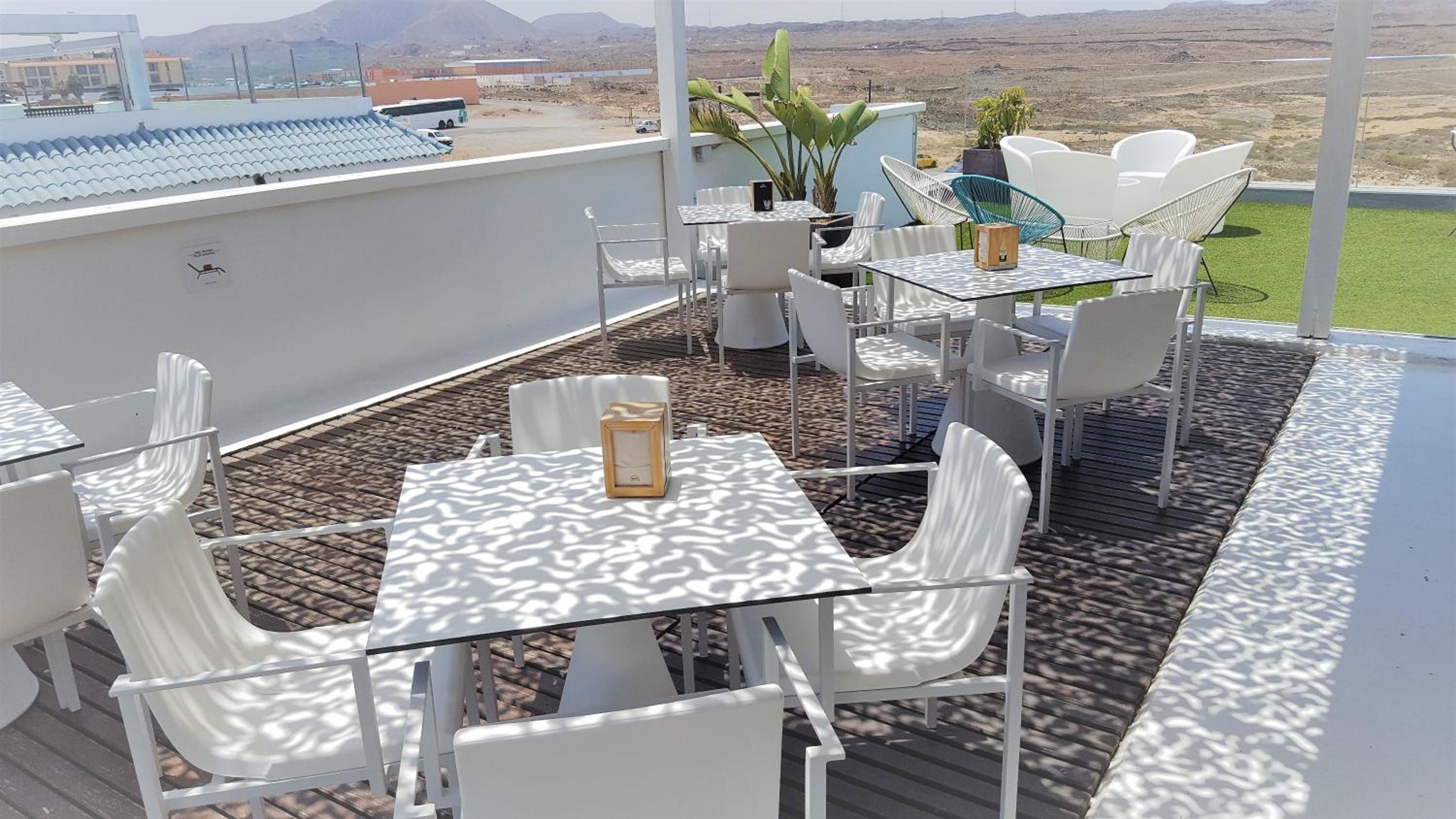 COZY & confortable Junior Suite by Bristo Sunset # GOOD WIFI, terrace and POOL view 2