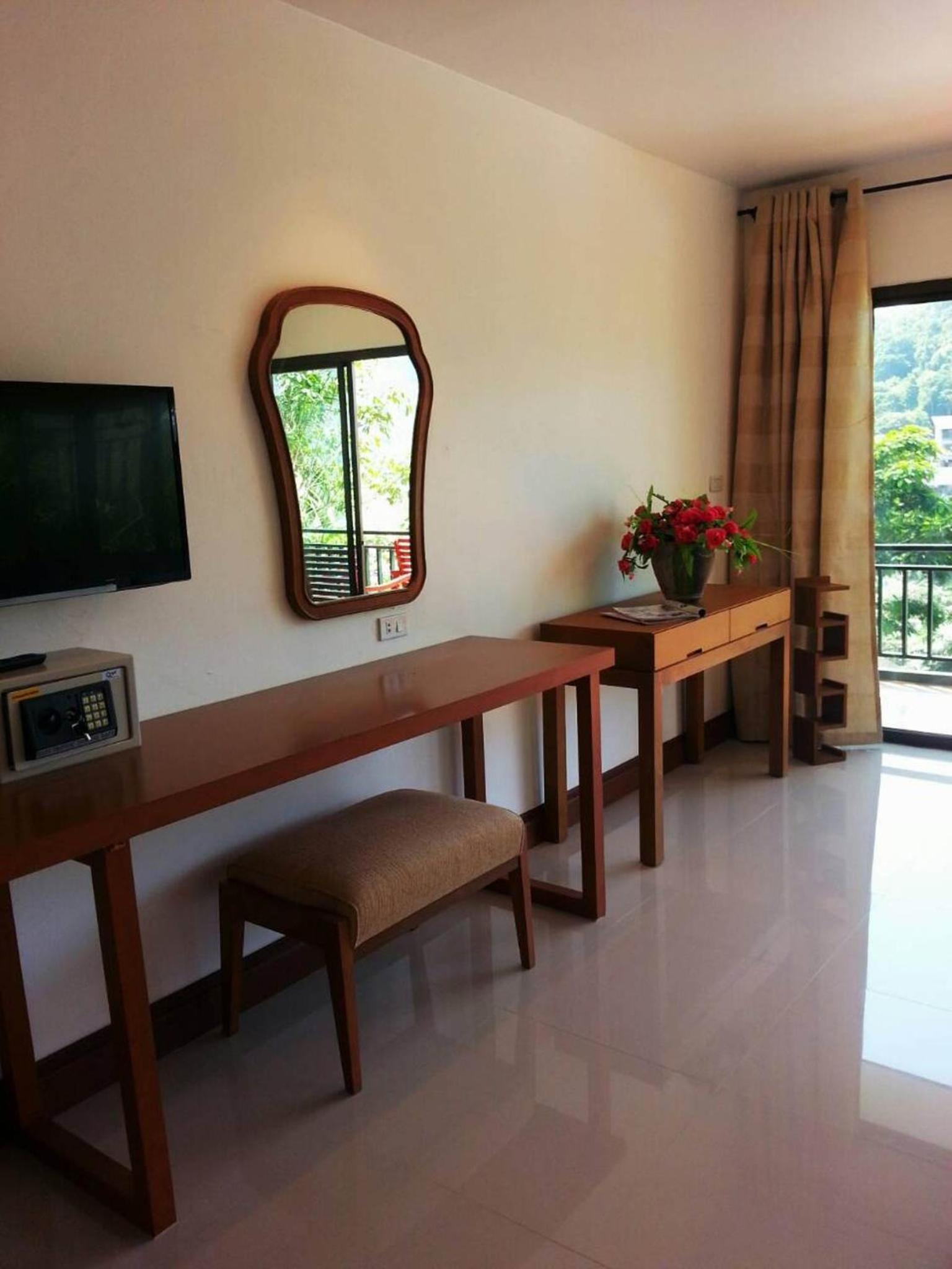 Phi Phi Arboreal Resort