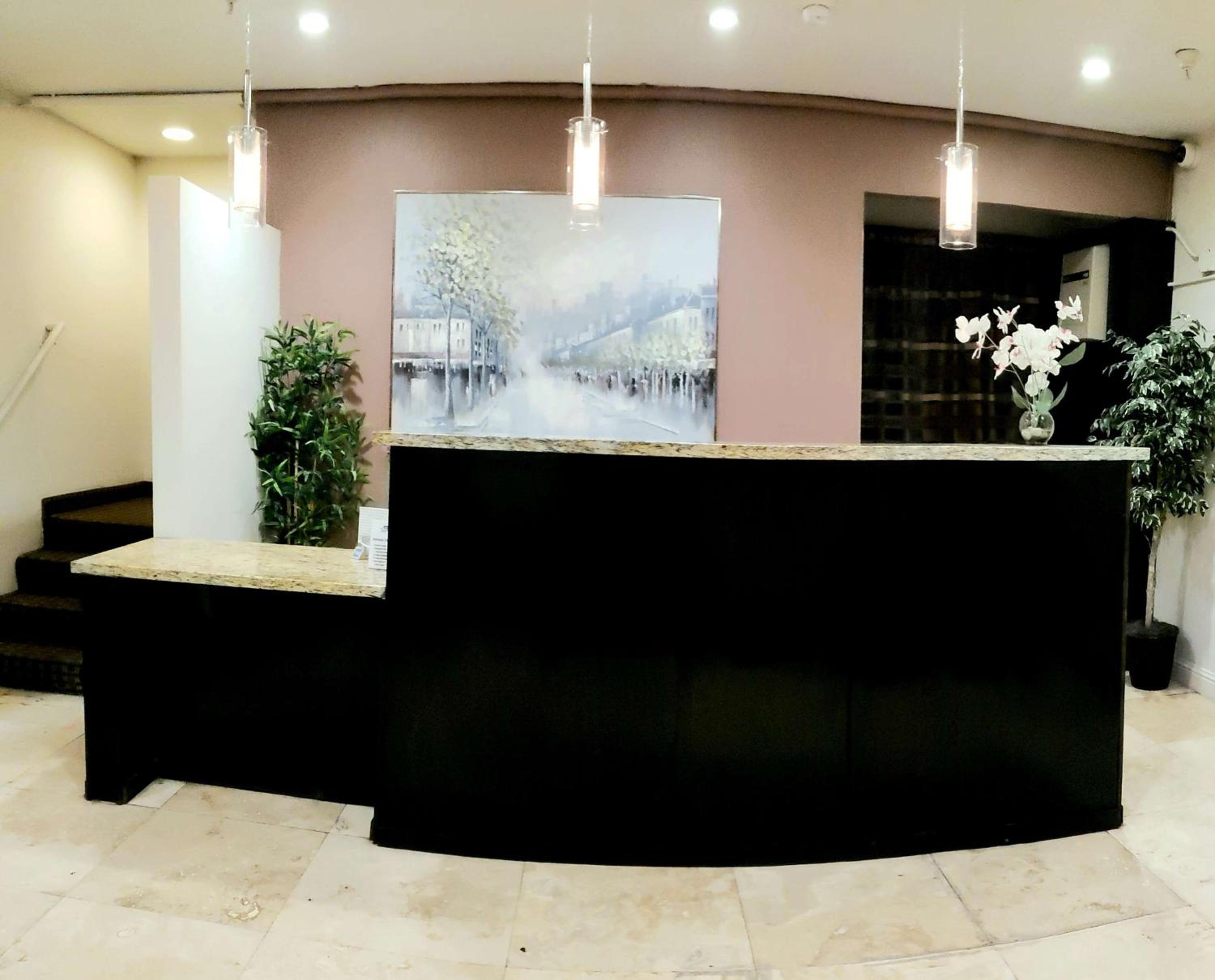 Vallejo Vacations - SureStay Hotel by Best Western Vallejo Napa Valley - Property Image 20