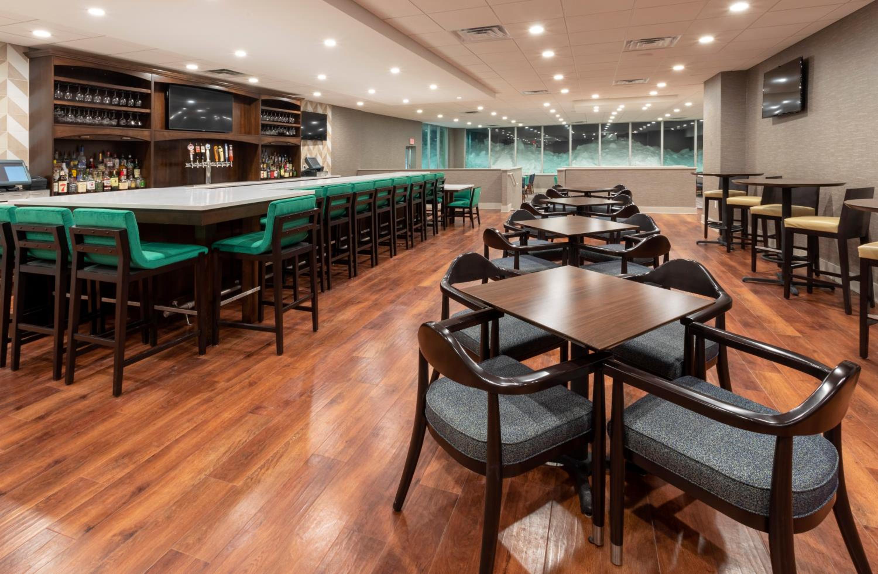 Marquette Vacations - Holiday Inn Marquette, an IHG Hotel - Property Image 4