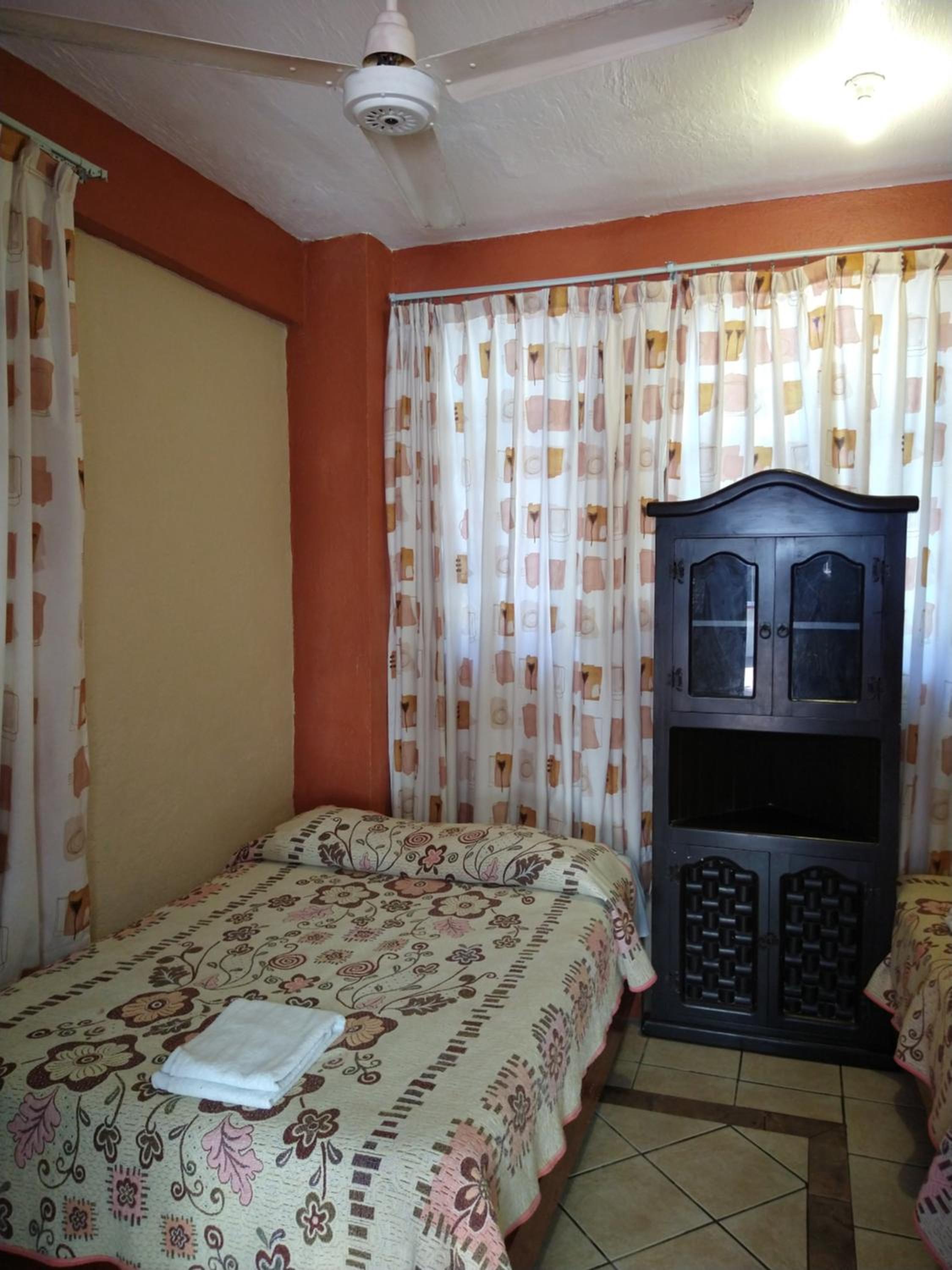 Hotel y Bungalows Olivares — photo 3