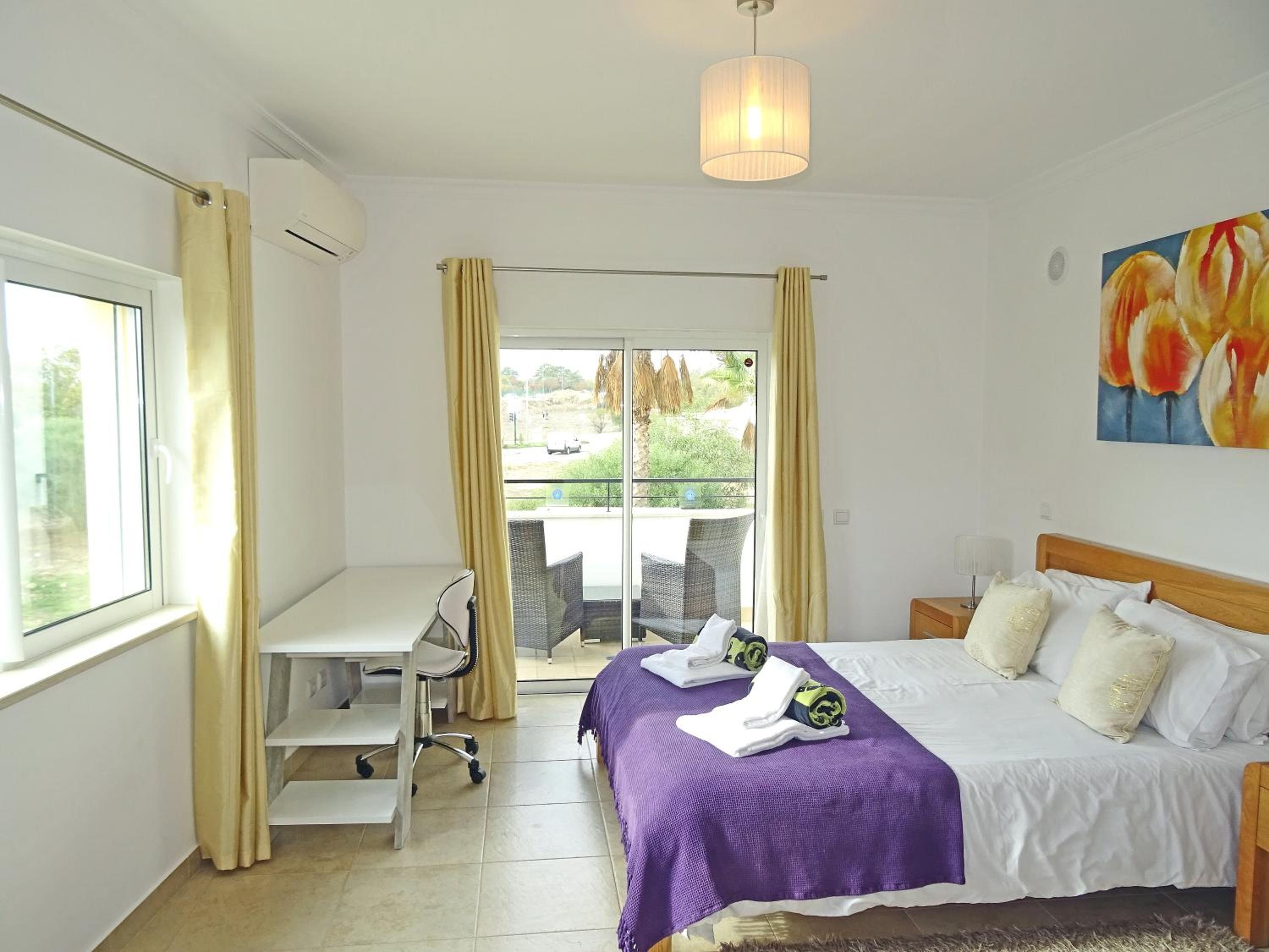 Spacious Apartment with Huge Terrace and Swimming Pool