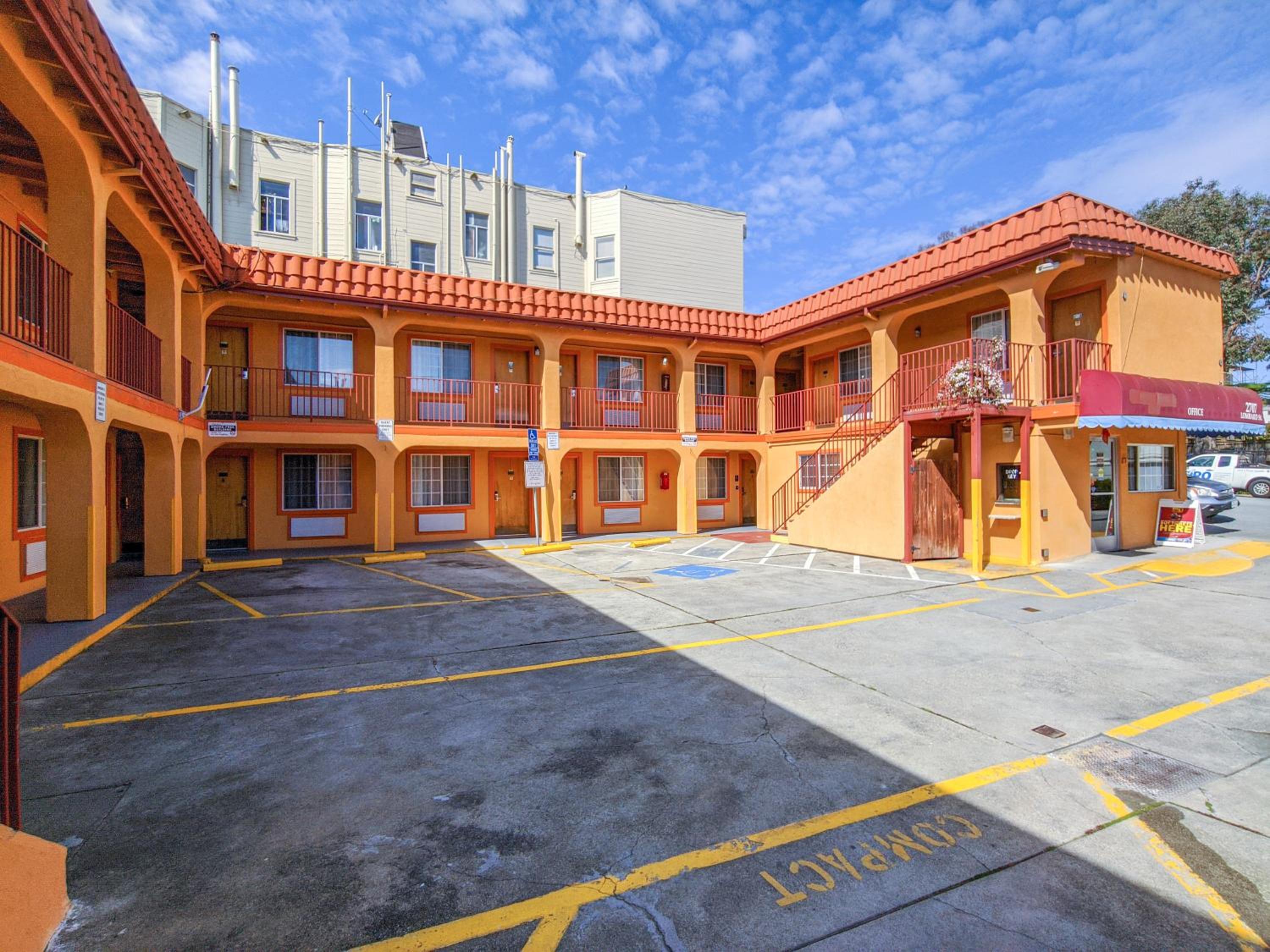 Inn at Golden Gate view 4