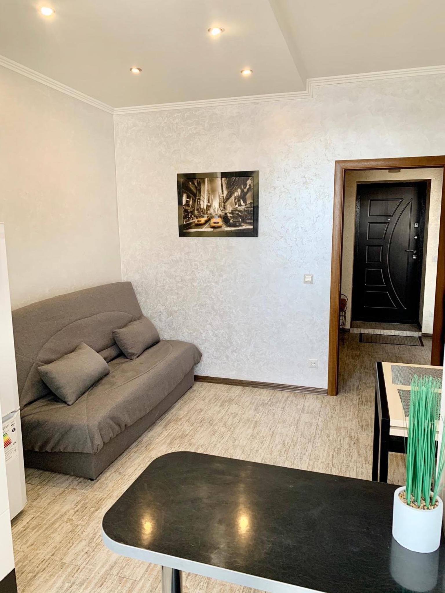 Apartment in center view 3
