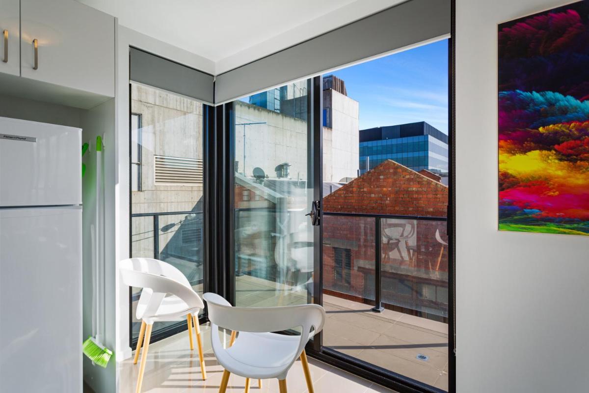 Soho 203 view 4